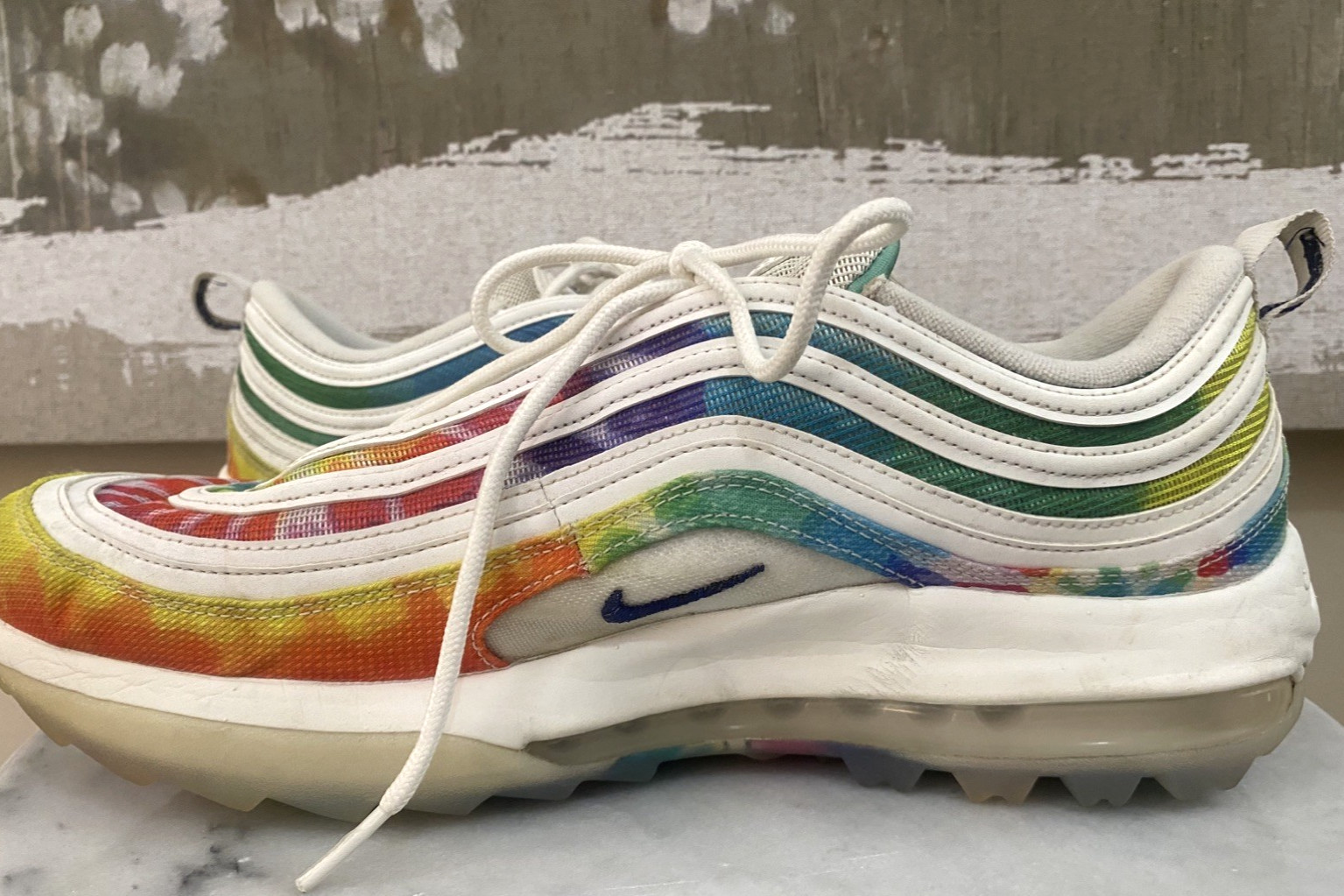 NIKE AIR MAX Rainbow NRG Tie Dye PEACE LOVE Spikeless Shoes 11.5 GOOD COND