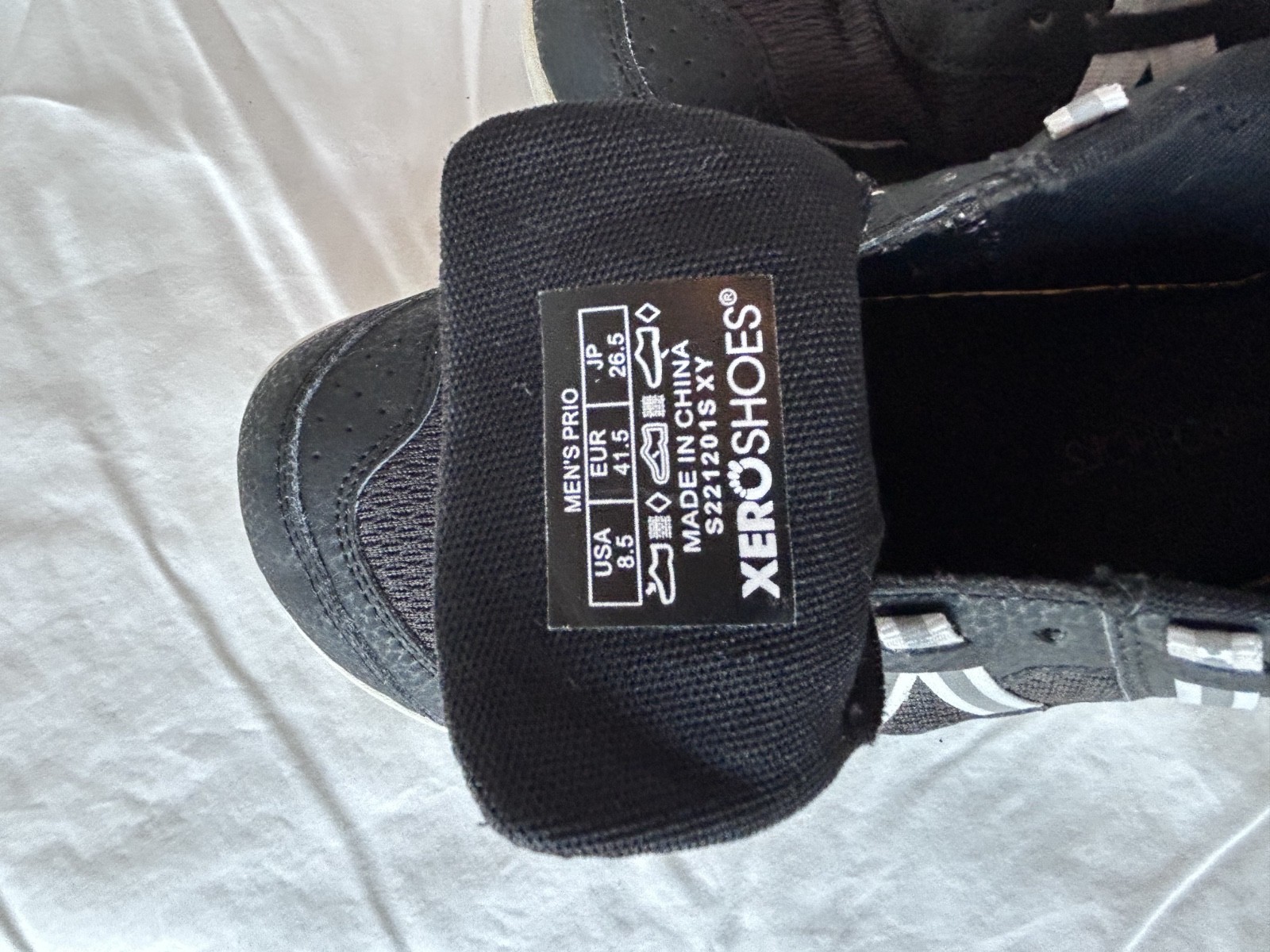 Xero Prio Barefoot Shoes Men’s 8.5 Black White Zero Drop Minimalist Wide Toe Box