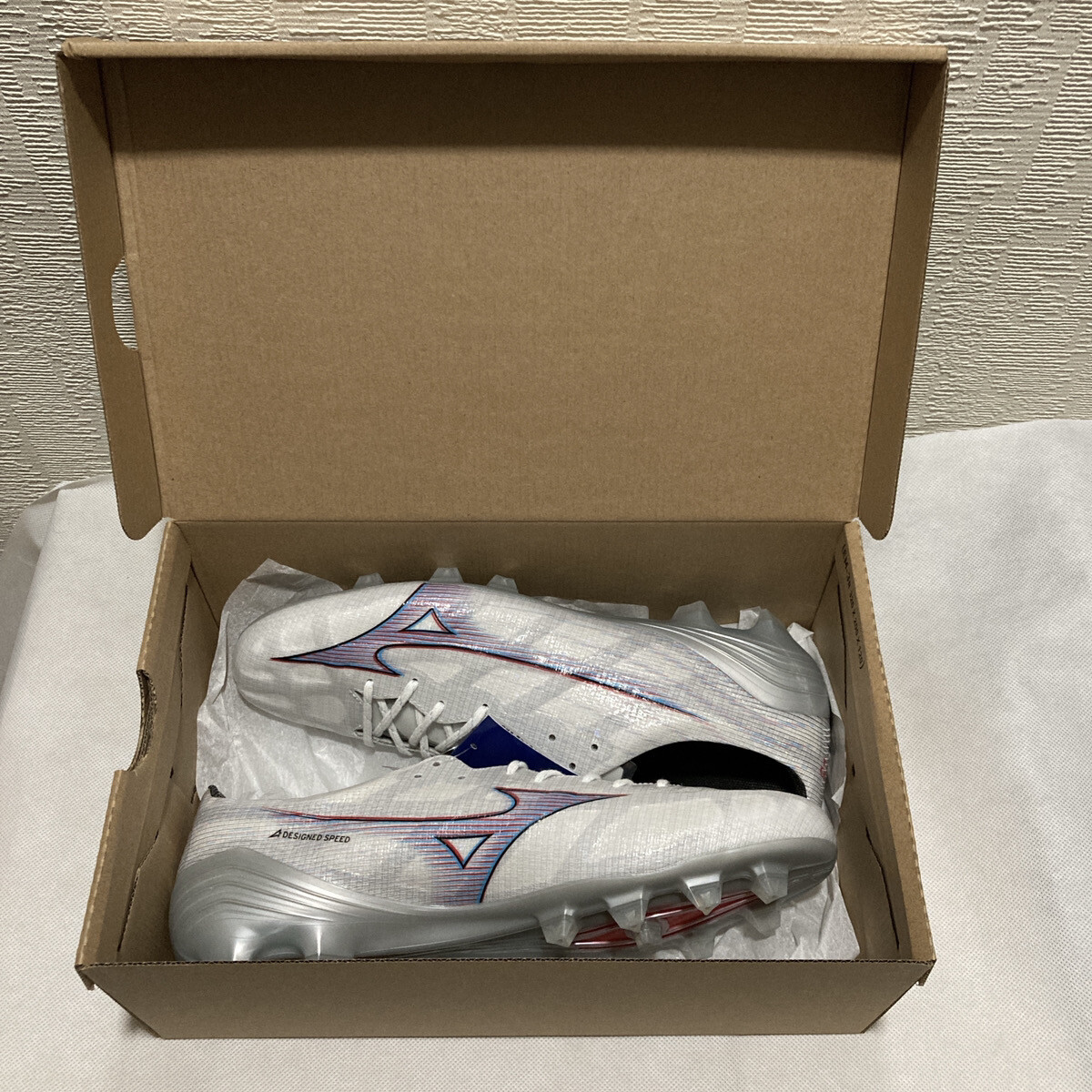MIZUNO ALPHA ELITE P1GA2362 09 White Ignition Red Blue Men Soccer Cleats Shoes