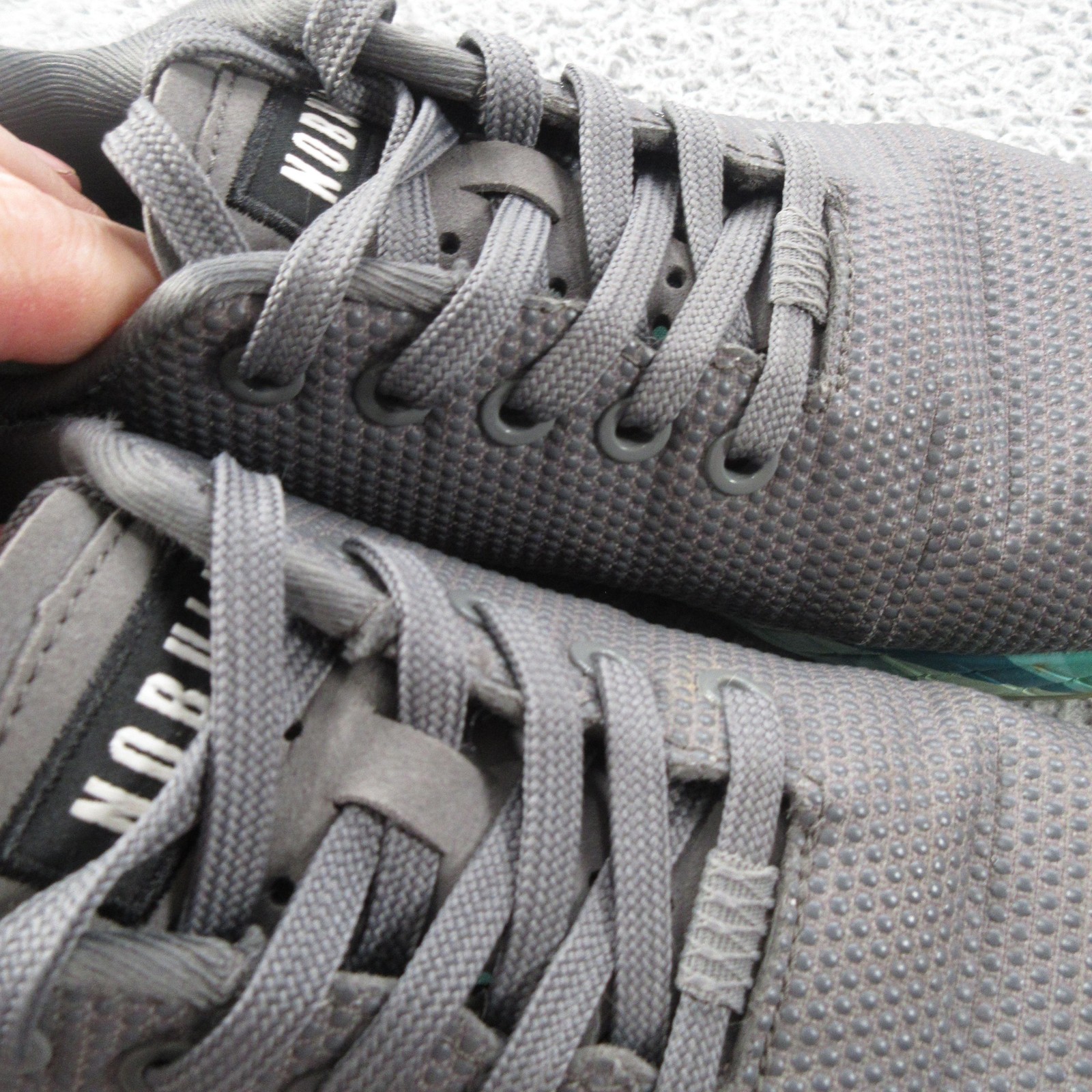 NOBULL Trainer Shoes Mens Size 6 Gray Mesh Geometric Sole Athletic Sneakers