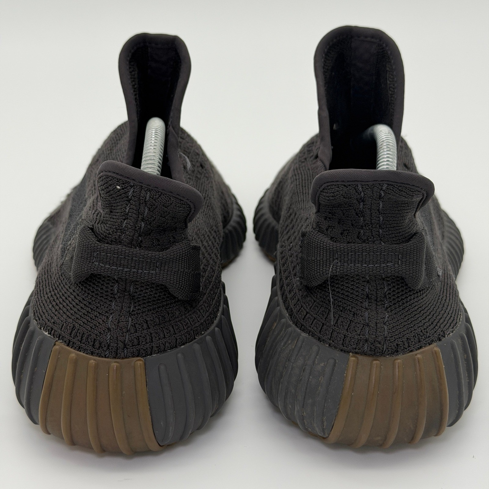 Adidas Yeezy Boost 350 V2 Cinder Mens Size 11 Charcoal Black FY2903 Sneaker