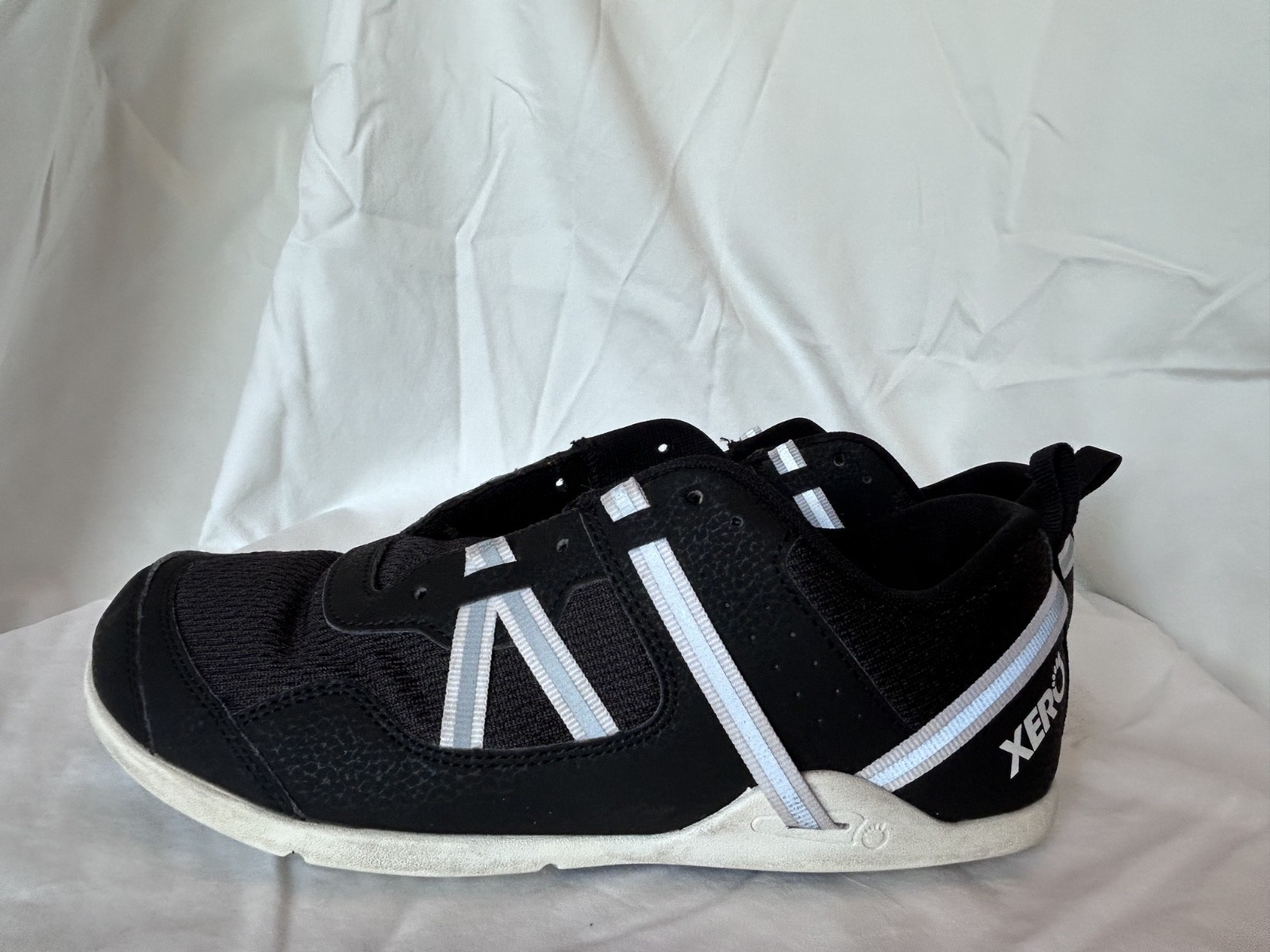 Xero Prio Barefoot Shoes Men’s 8.5 Black White Zero Drop Minimalist Wide Toe Box