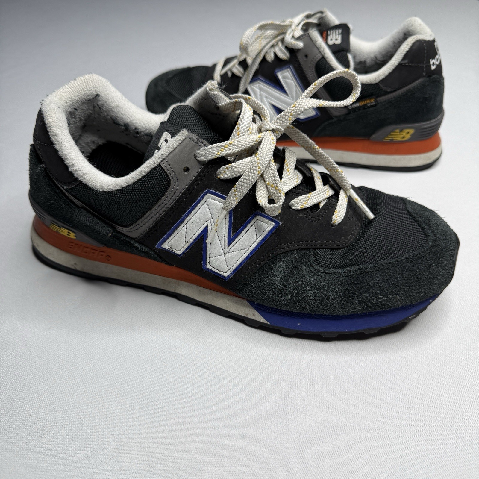 New Balance 574v2 Cordura Black Poppy Suede Shoe Men’s 8.5D EVA Midsole