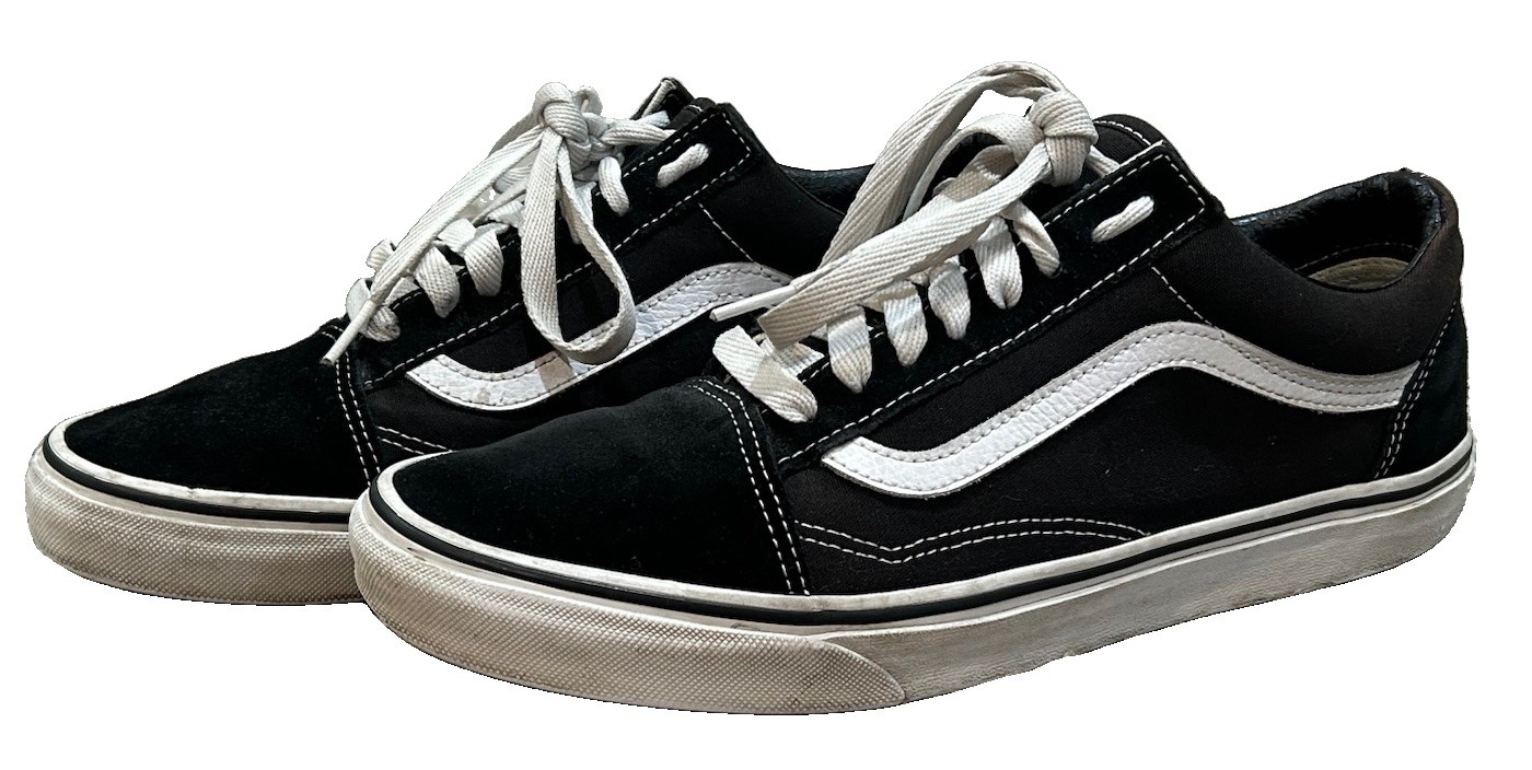 VANS Old Skool Suede Black Men’s Size 10 Low-Top Skate Sneakers