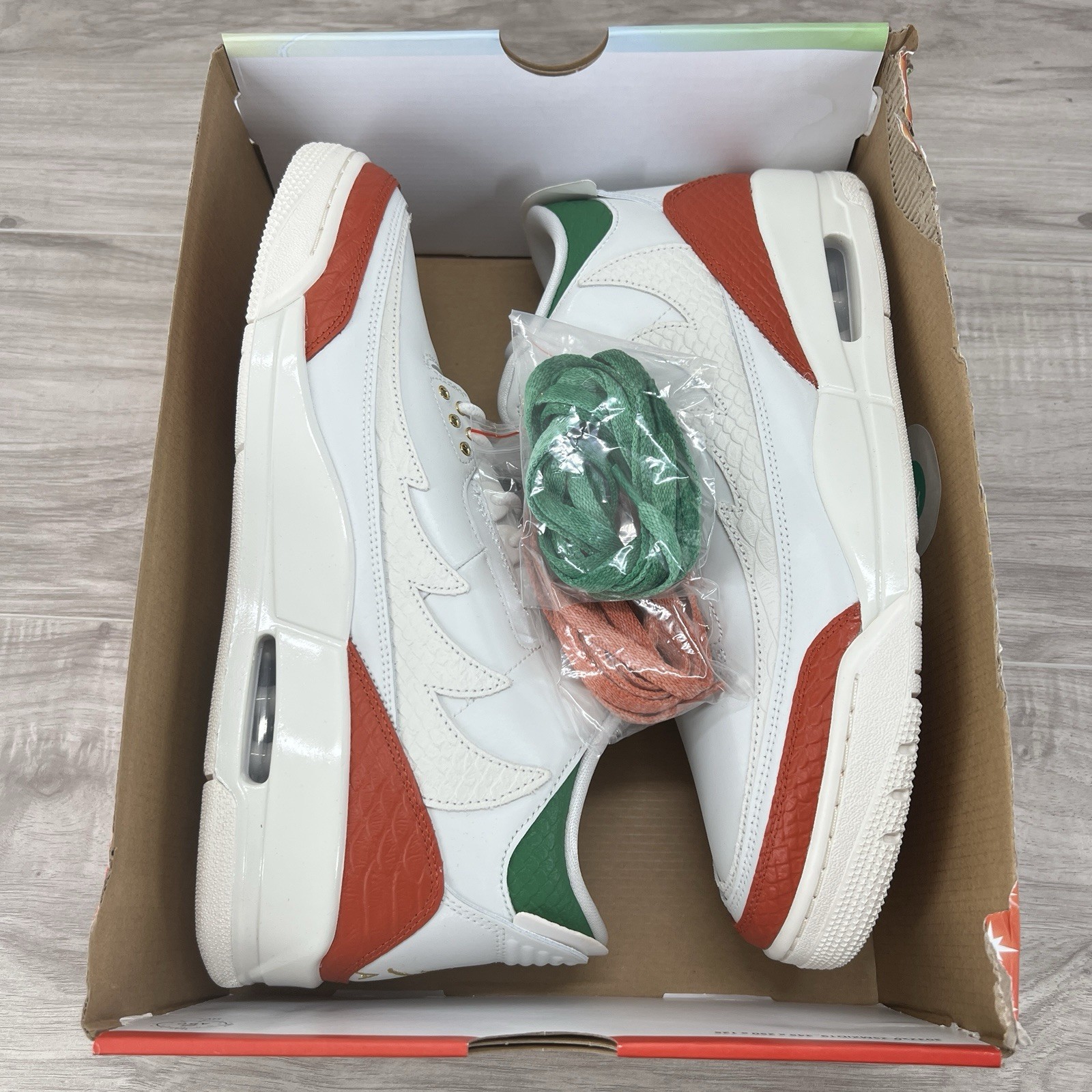 Men’s Size 11 Air Jordan 3 Retro El Vuelo IO1752-100 New