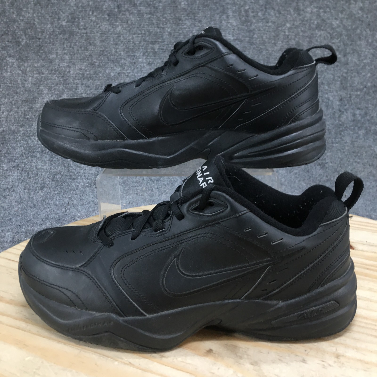 Nike Shoes Mens 10 Black Air Monarch IV Training Sneakers Leather Low 416355-001