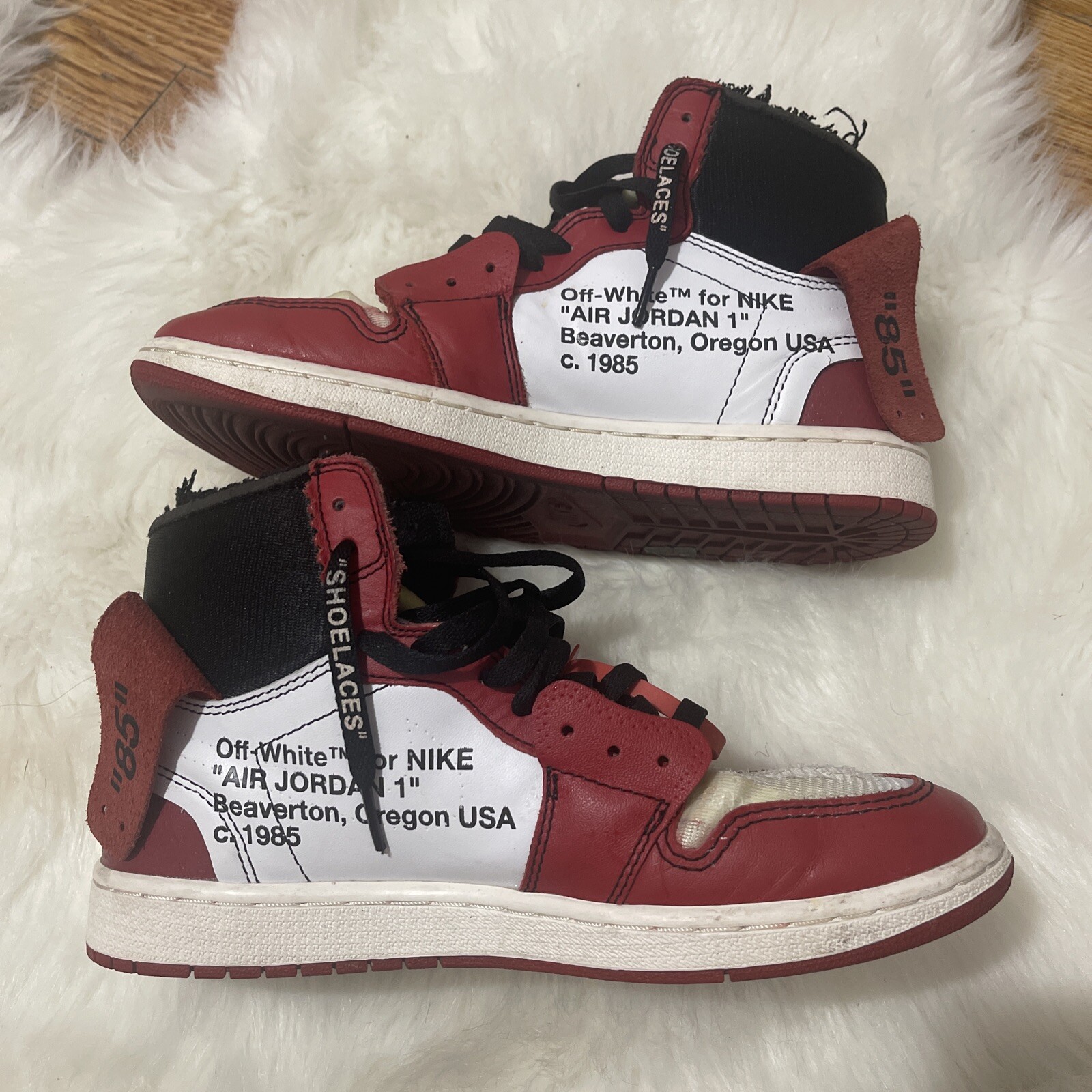 Size 9 – Jordan 1 Retro High OG x OFF-WHITE Chicago 2017