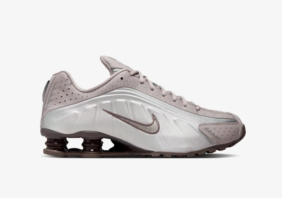 NEW Nike Shox R4 Cave Stone HQ1988-200 Men’s Casual Running Sneakers Size 9.5