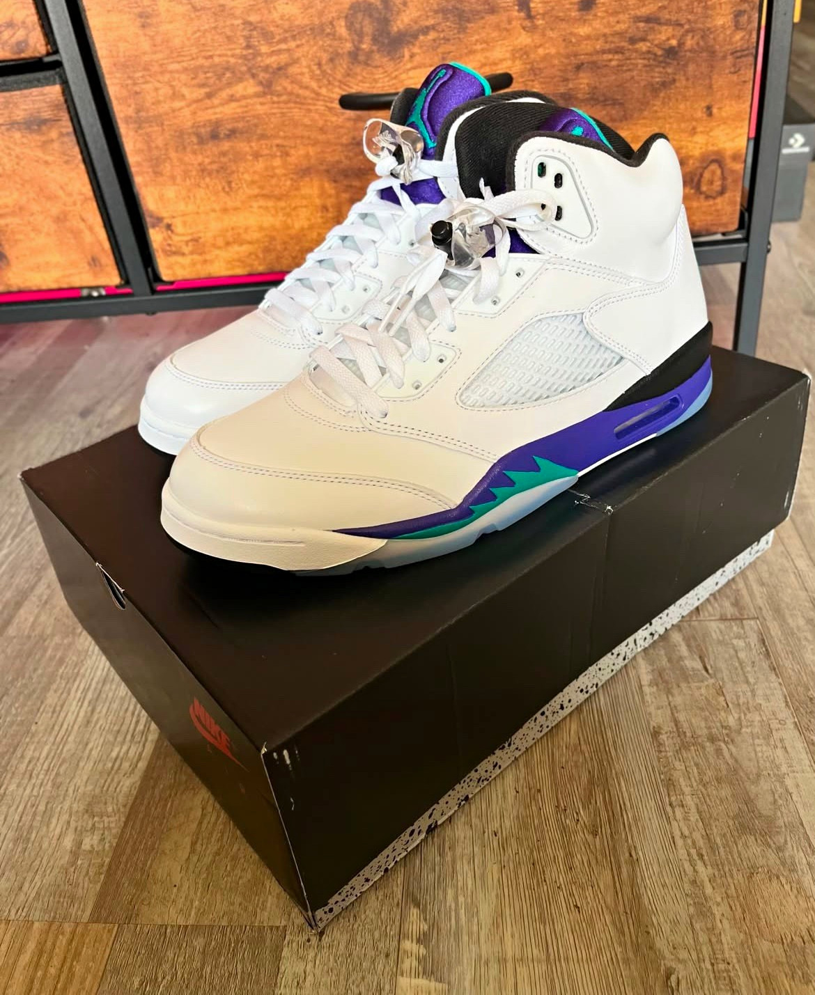 Jordan Air Jordan 5 High Top Lace-Up Men’s Athletic Sneakers White Purple Teal