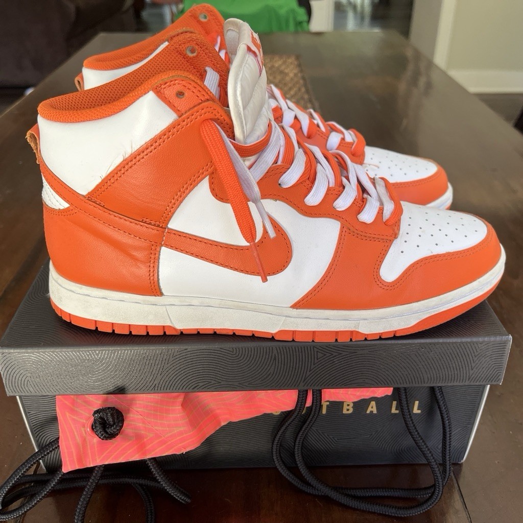 Nike Dunk High Men’s Colorblock High-Top Lace-Up Sneakers Orange/White