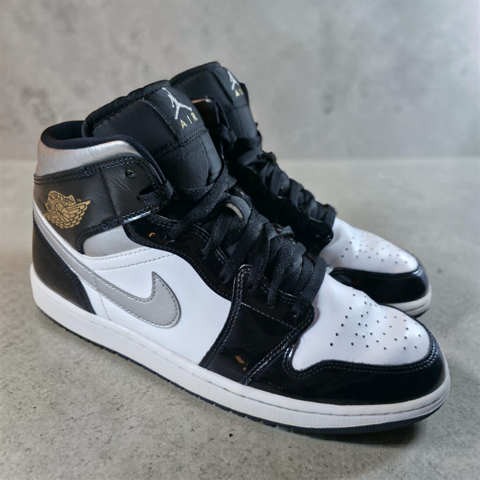 Nike Air Jordan 1 Mid Shoes Mens 10.5 HV0789-010 Black Silver White *Clean.