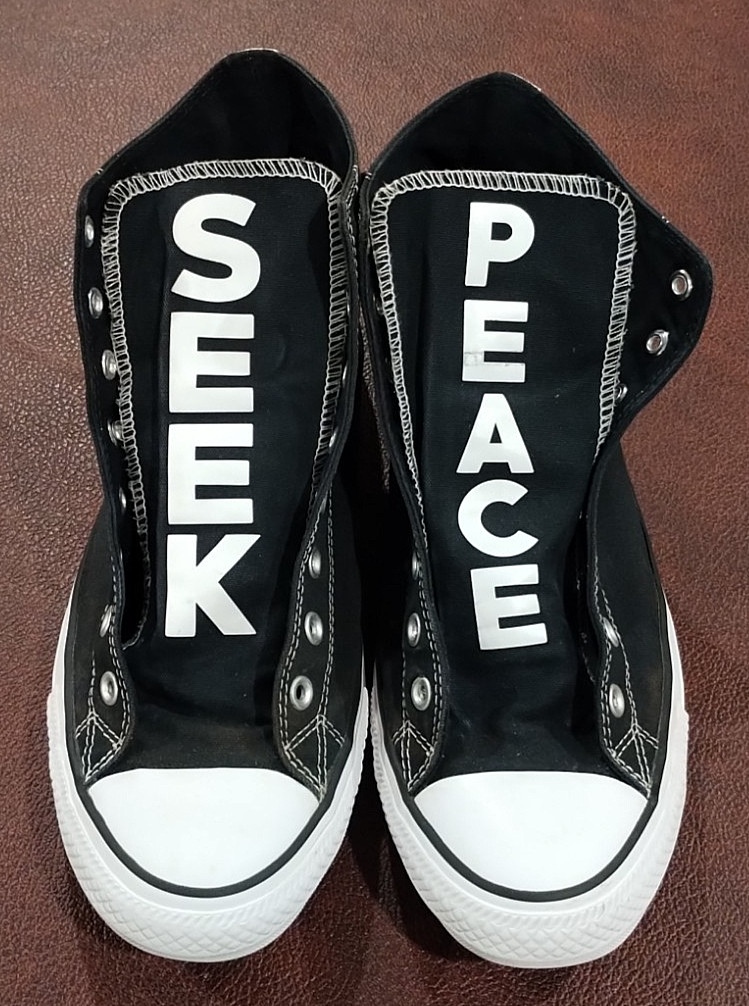 Converse Chuck Taylor All Star High Top Seek Peace Black Men’s 13 RARE