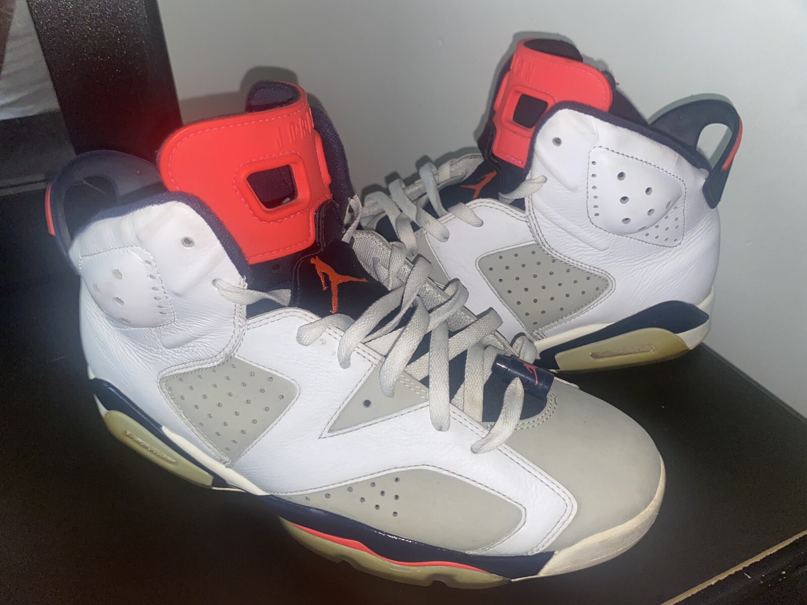 Size 10.5 – Jordan 6 Retro Tinker 2018