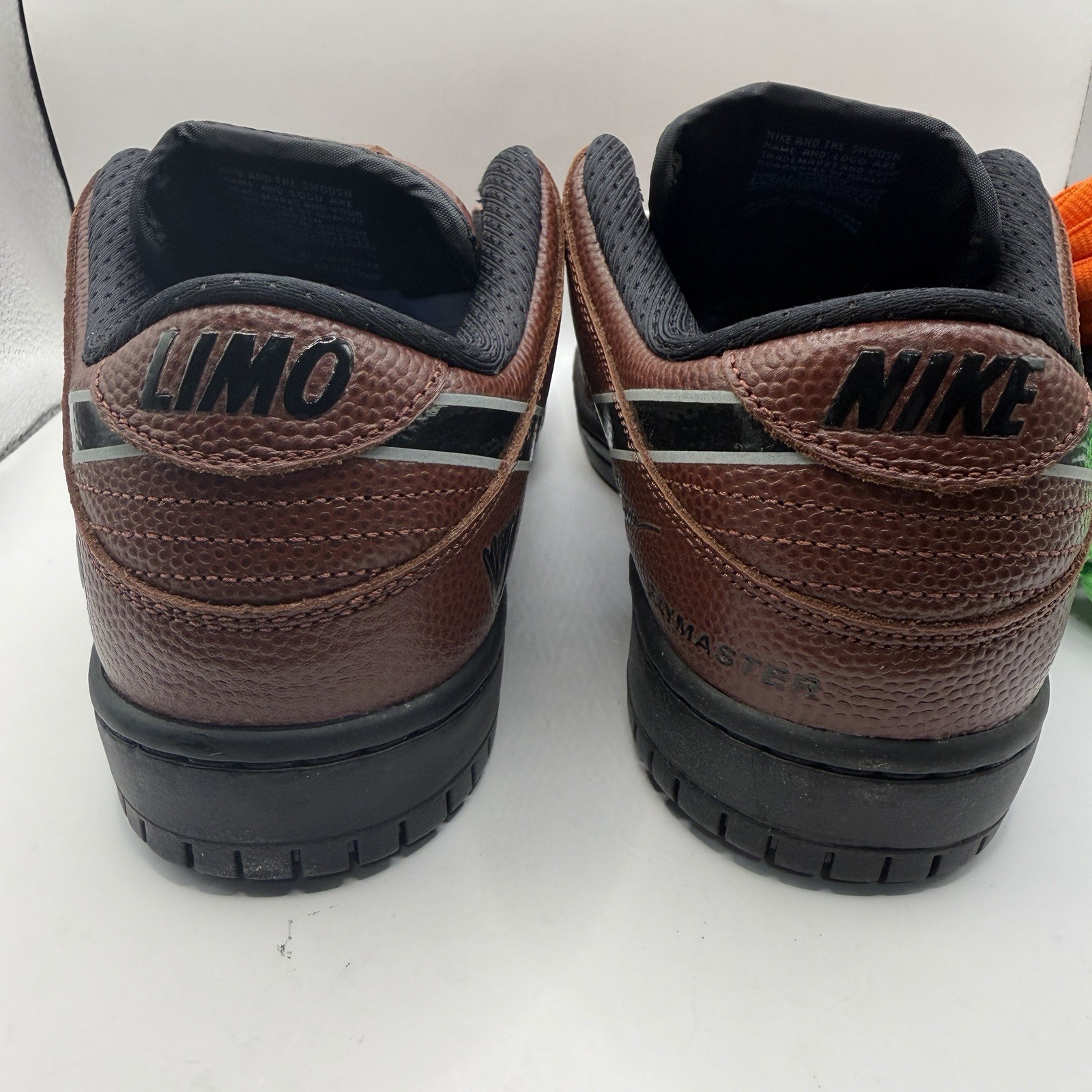 Nike SB Dunk Low Pro QS Limosine Skateboards Dark Pony HJ4131-200 Mens Size 8.5