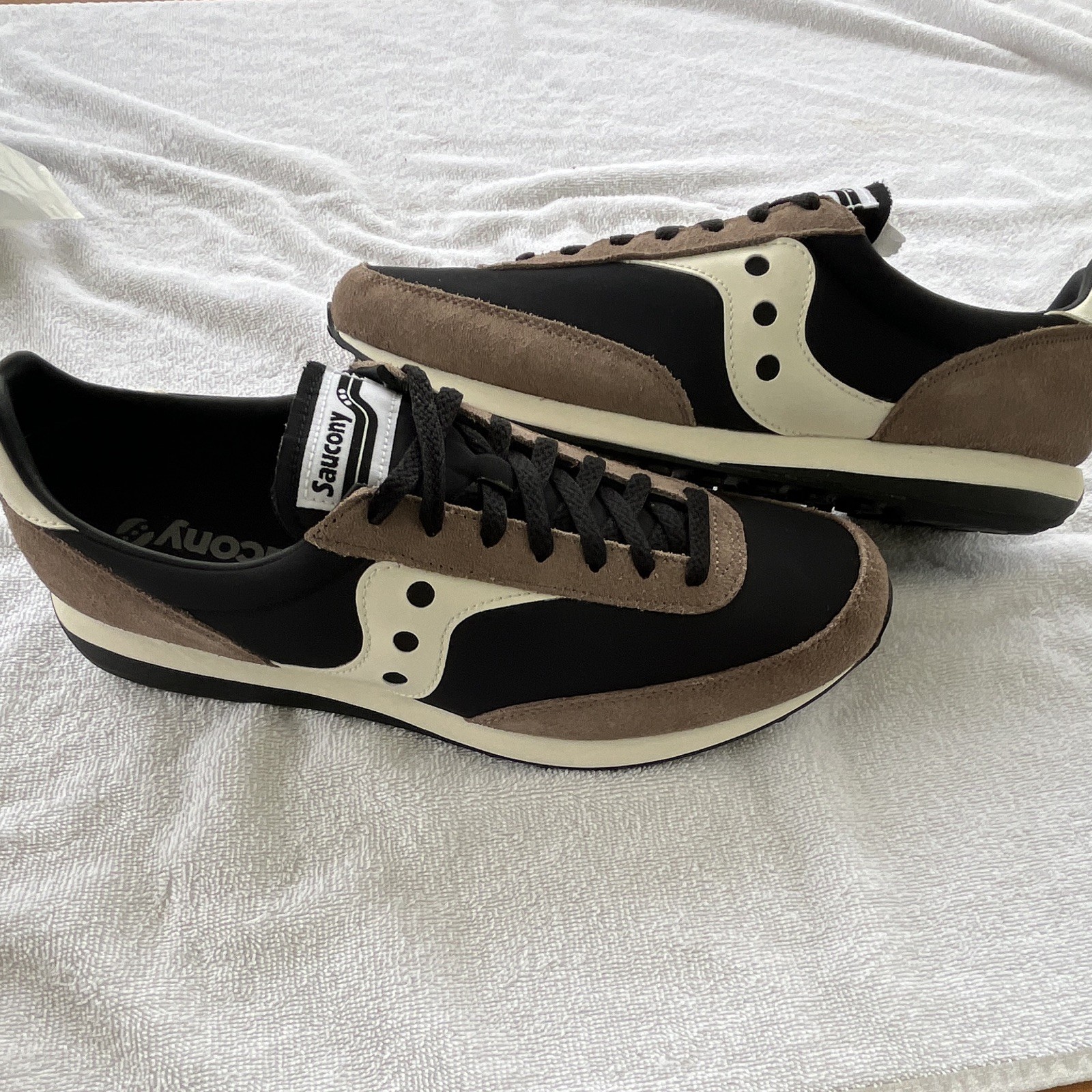 Saucony Low Top Lace-Up Athletic Sneakers Colorblock Black Brown White S70884-12