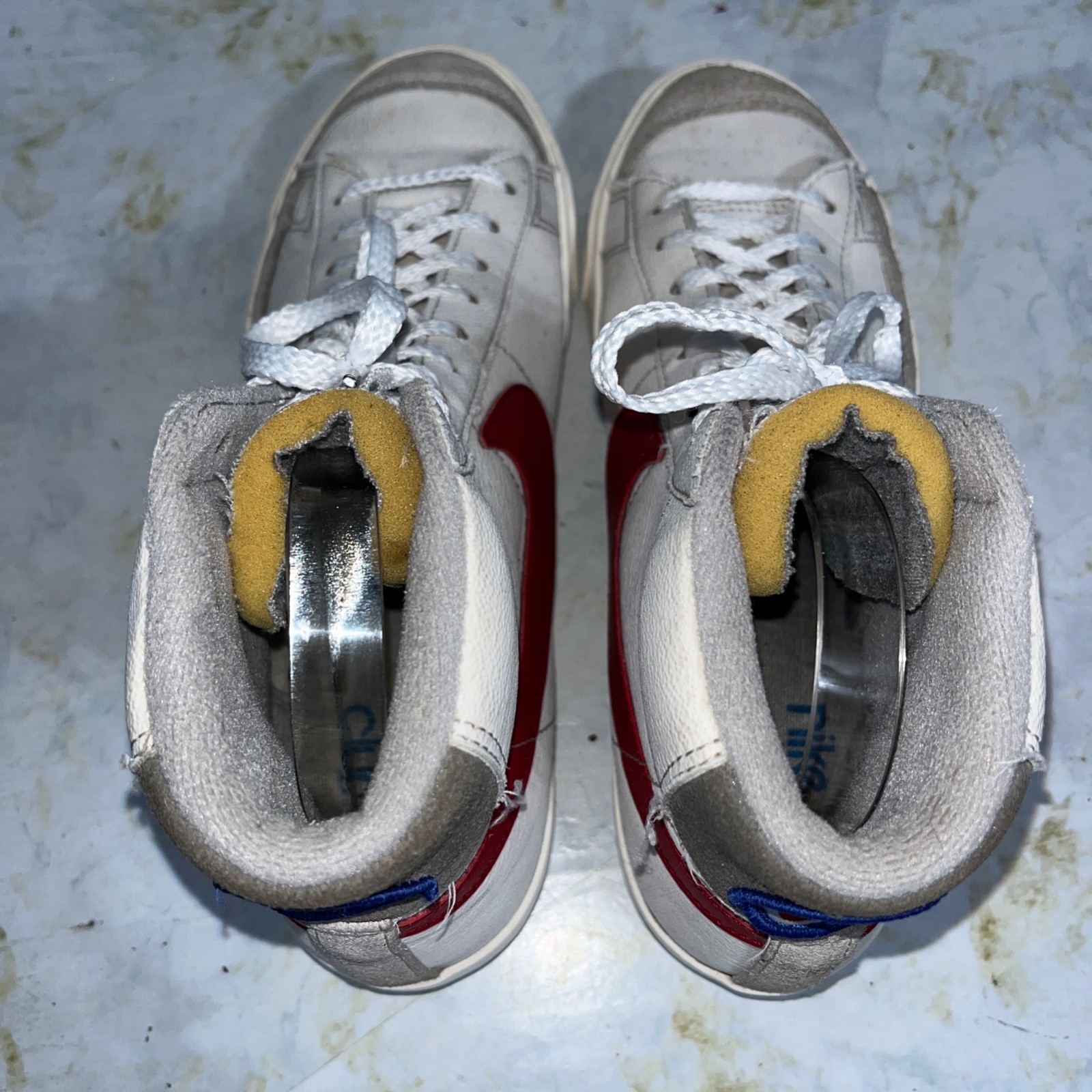 Nike Blazer Mid ’77 Athletic Club Men’s Size 7 Shoes White Red Trainer Sneakers