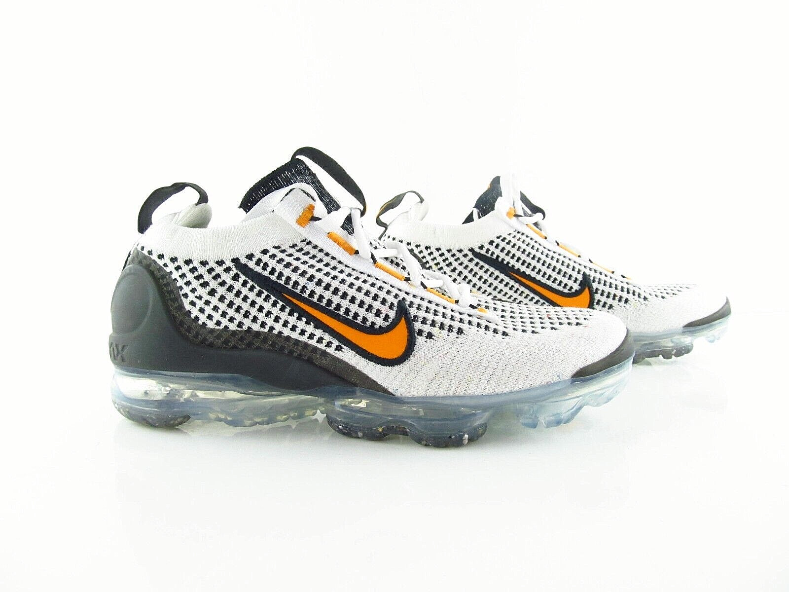 Nike Air VaporMax Flyknit White Kumquat DB1550 104 Sample US_3.5Y UK_3 Eur_35.5