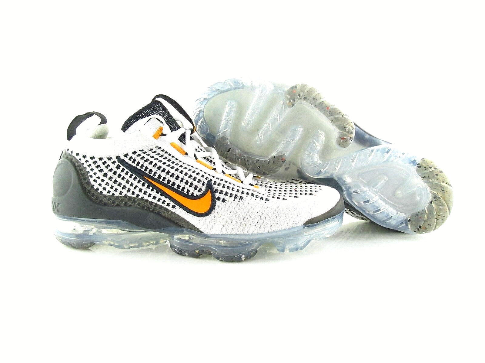 Nike Air VaporMax Flyknit White Kumquat DB1550 104 Sample US_3.5Y UK_3 Eur_35.5