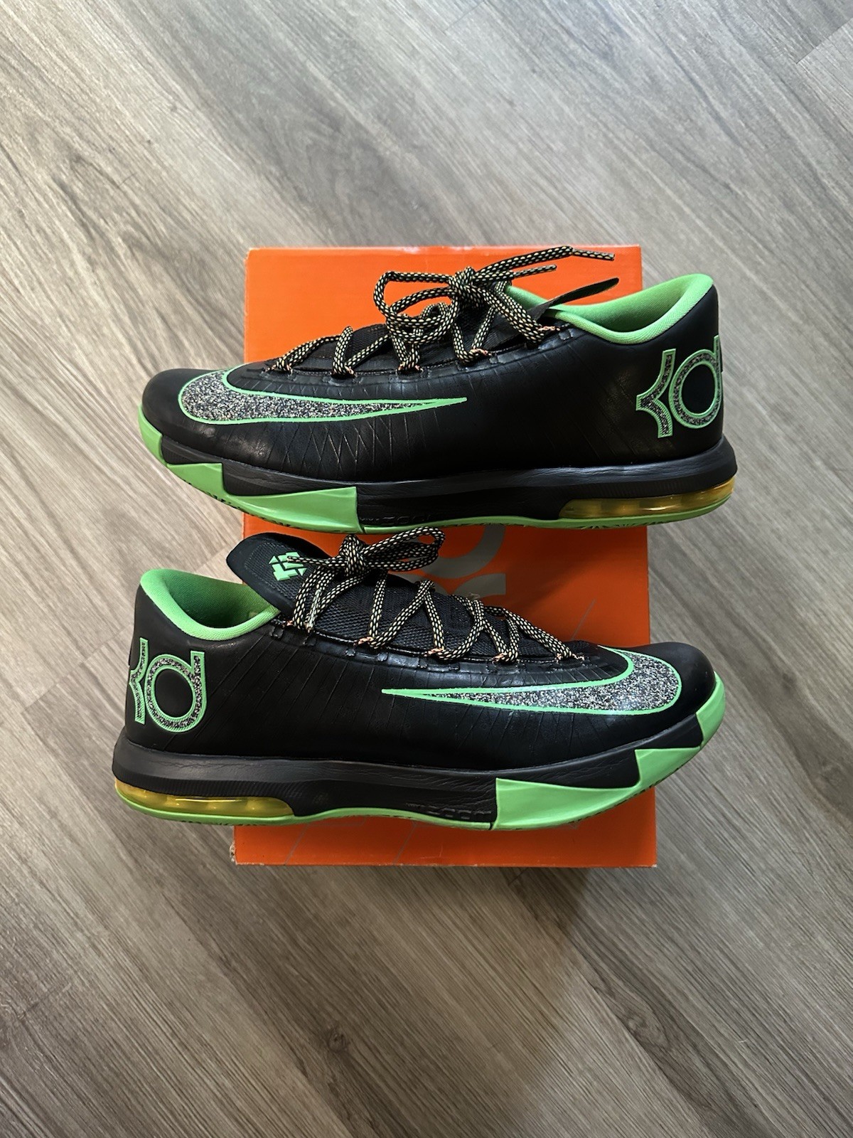 Size 11 – Nike KD 6 Night Vision