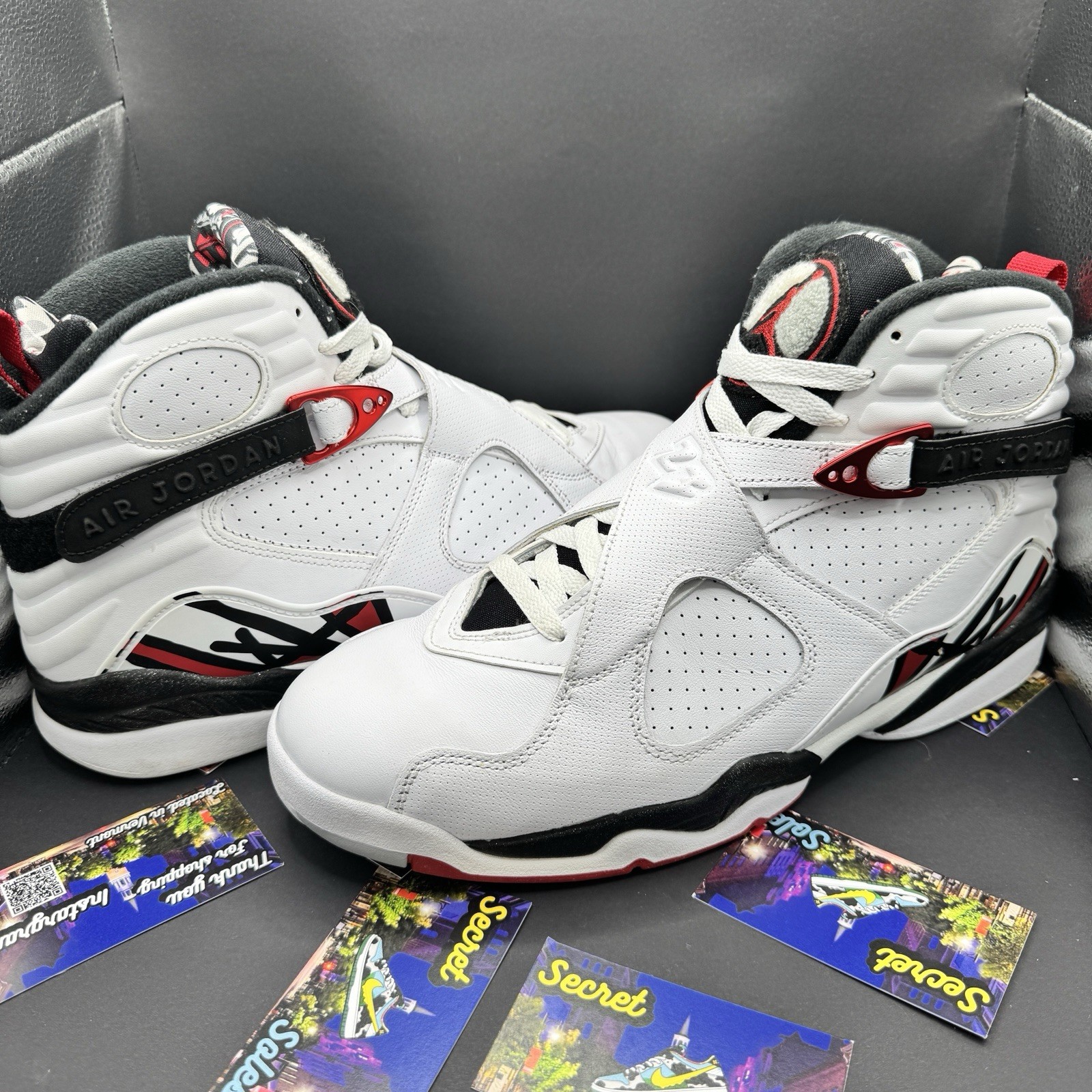 Jordan 8 Bugs Bunny Sz 10.5M OG box