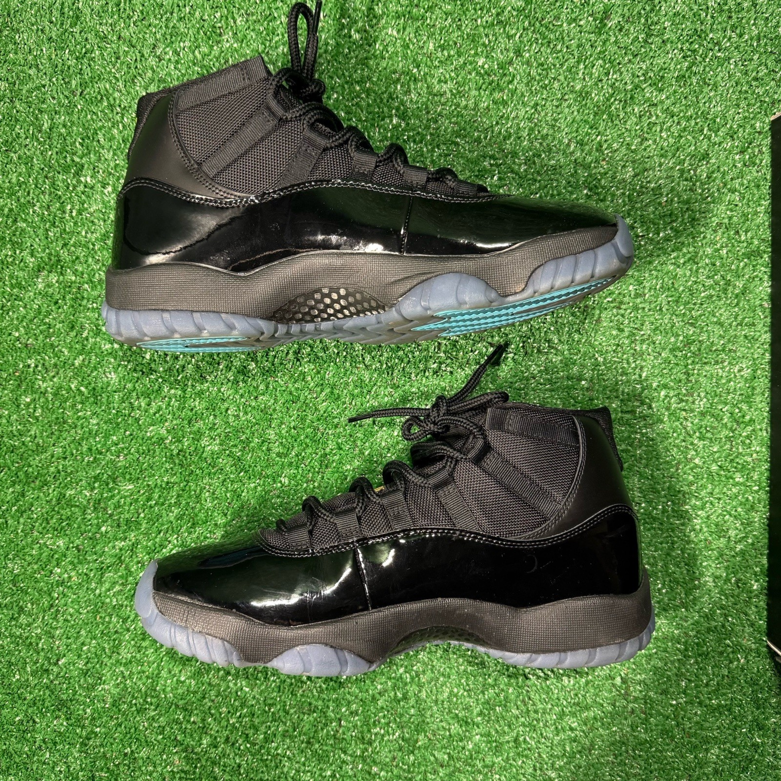 Size 11 Air Jordan 11 Retro 2025 Gamma Blue Preowned With Original Box