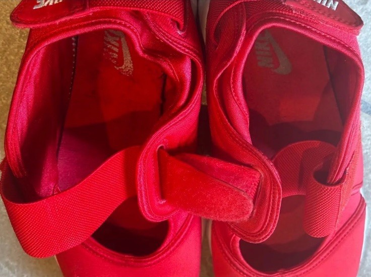 Vintage 2016 Nike Air Rift Red Split Toe Sneakers Men’s US9 27cm