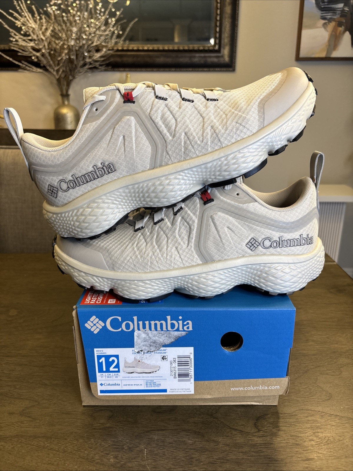 COLUMBIA ESCAPE THRIVE TITANIUM CLOUD GREY BM6315-083 SZ 12 DS REPUTABLE SELLER