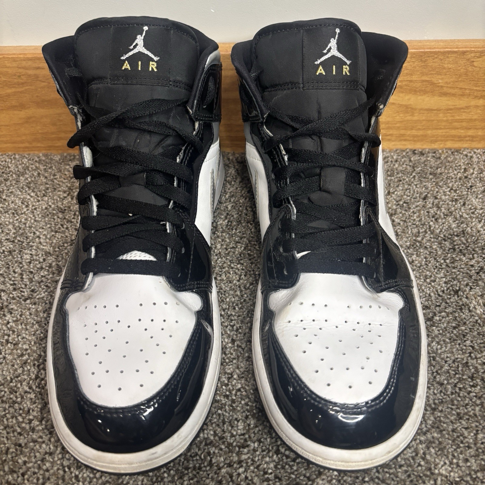 Air Jordan 1 SE Mid Black White Metallic Silver (Men’s size 10)