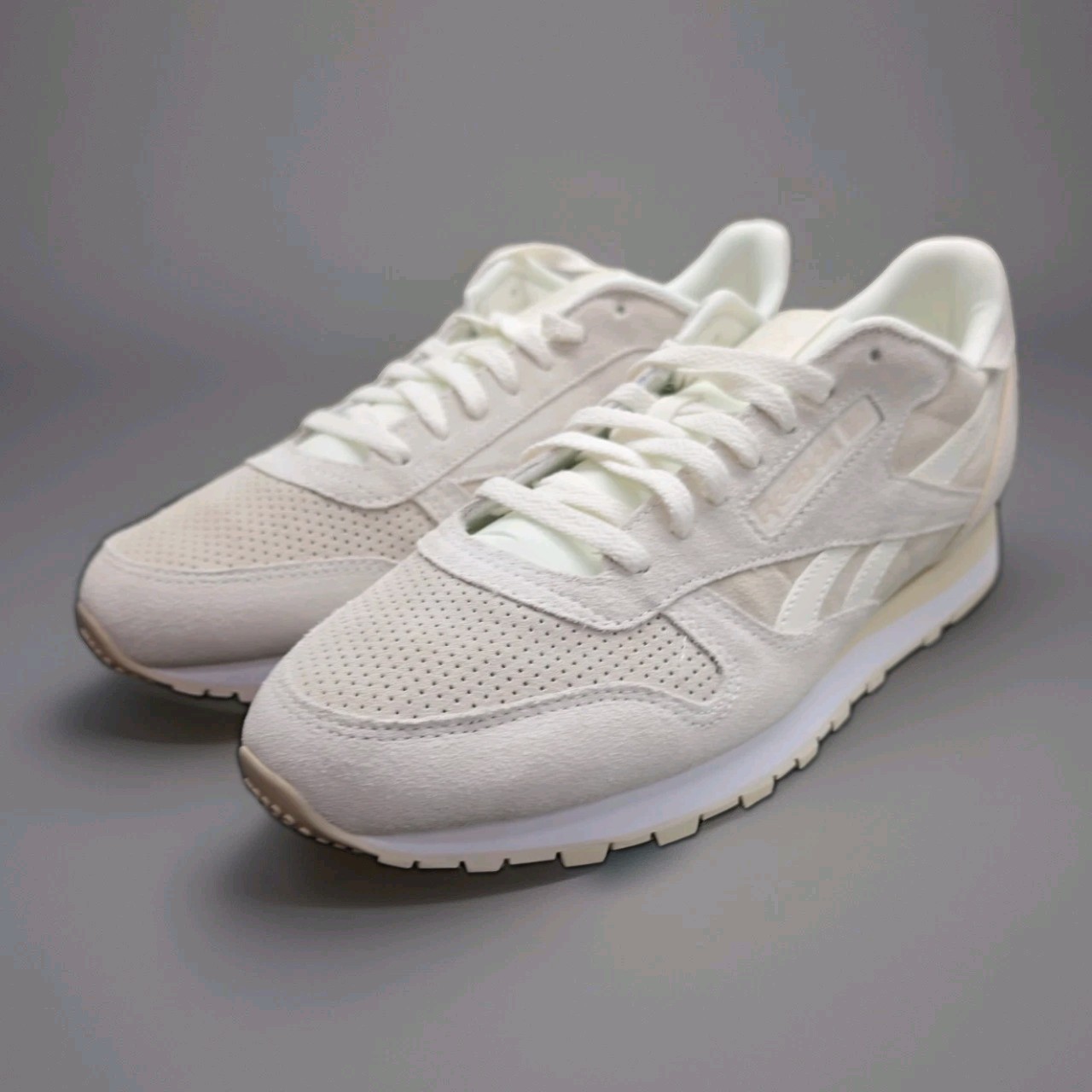 Size 12 Reebox Classic Leather