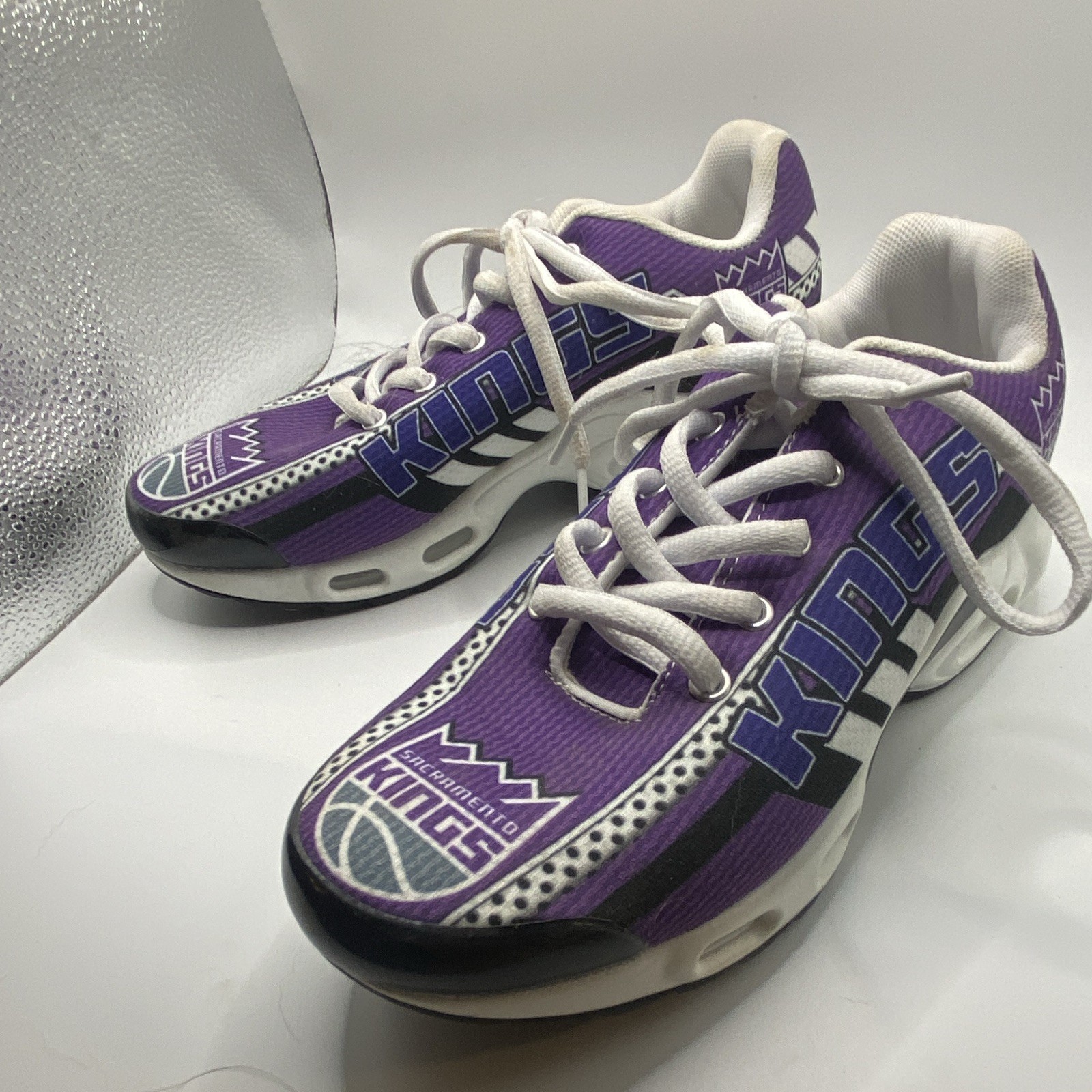 Sacramento Kings Purple/White/Black Low Top Lace-Up Men’s Basketball Sneaker