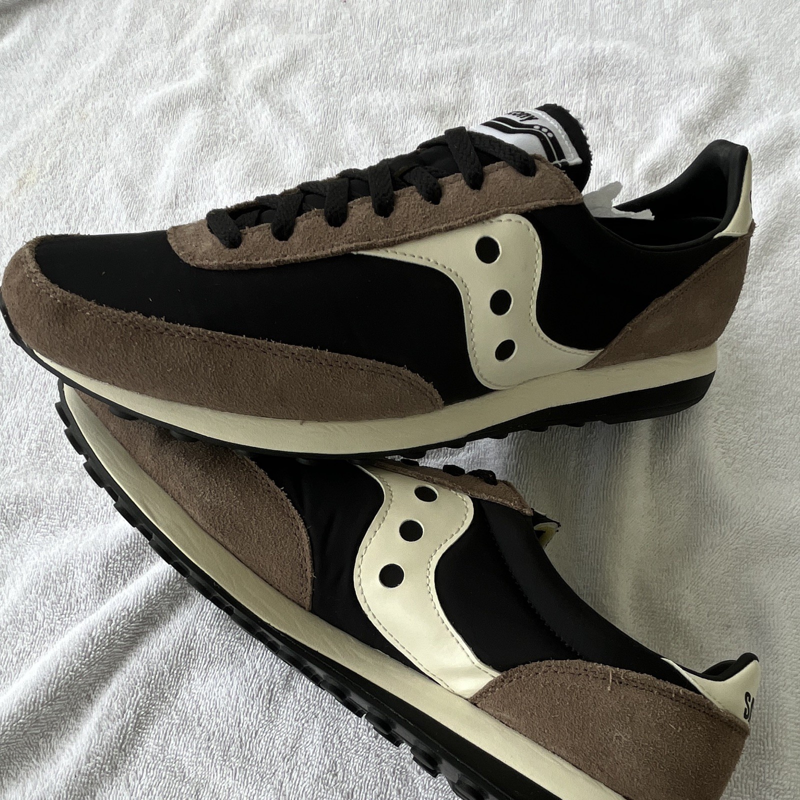 Saucony Low Top Lace-Up Athletic Sneakers Colorblock Black Brown White S70884-12