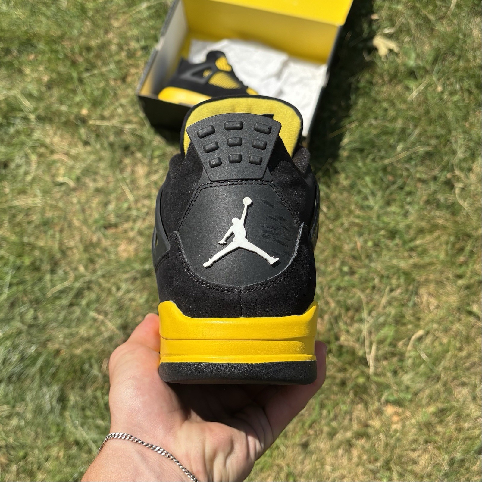 Size 12 – Nike Air Jordan 4 Retro ‘Thundet’ Sneakers (GREAT CONDITION)