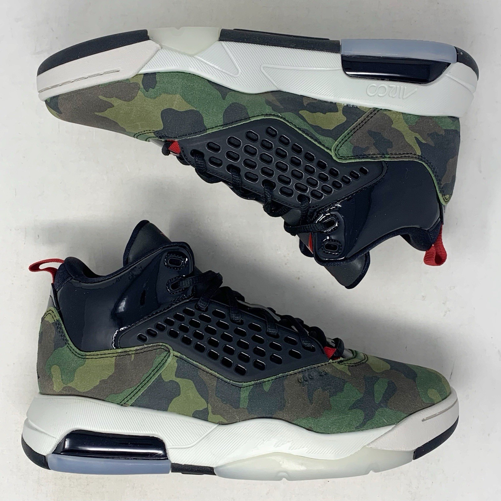 Air Jordan Maxin 200 Camo Black Sneakers, Size 9 BNIB CD6107-200