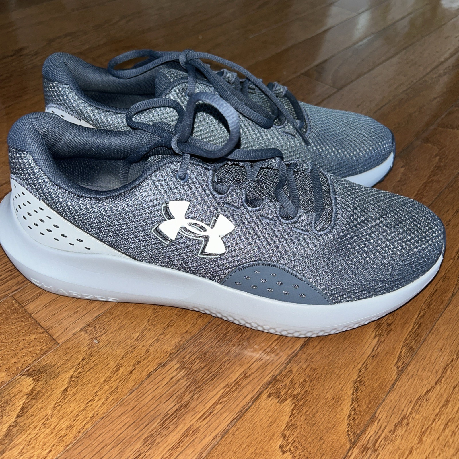Under Armour 3027000 Men’s UA Surge 4 Running Athletic Training Gym Shoes New