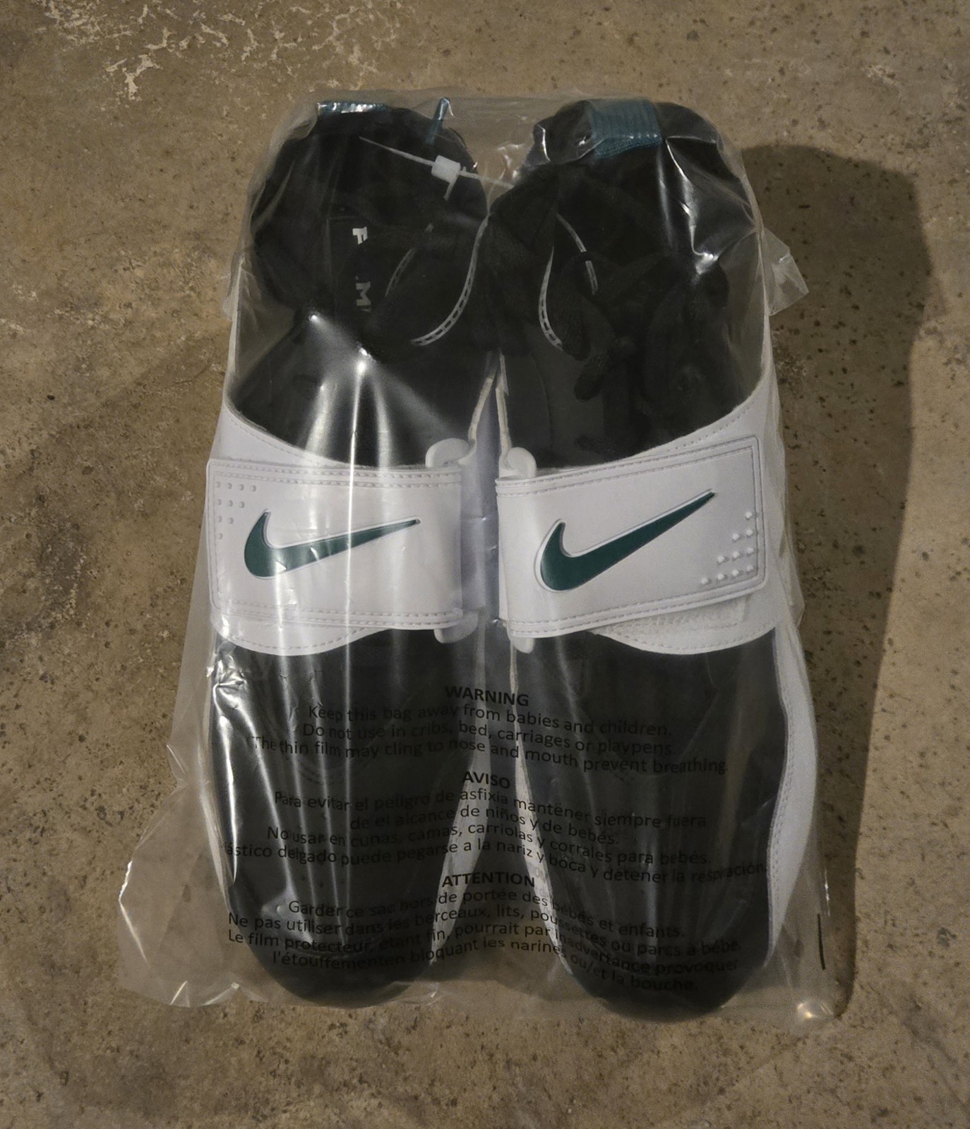 Nike Diamond Turf 93 TD Prime Football Cleats (US 10.5) HF5298-102
