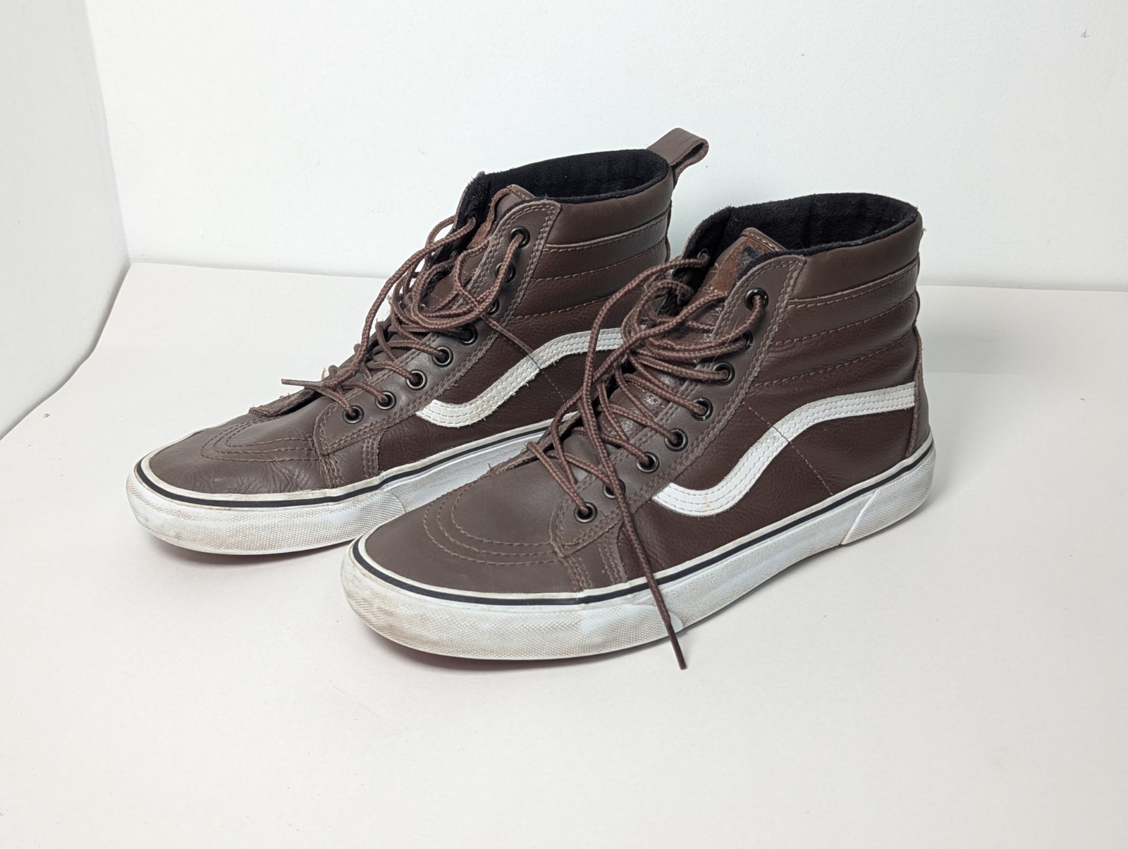 VANS Sk8-Hi MTE Brown Leather/White Men’s Size 11