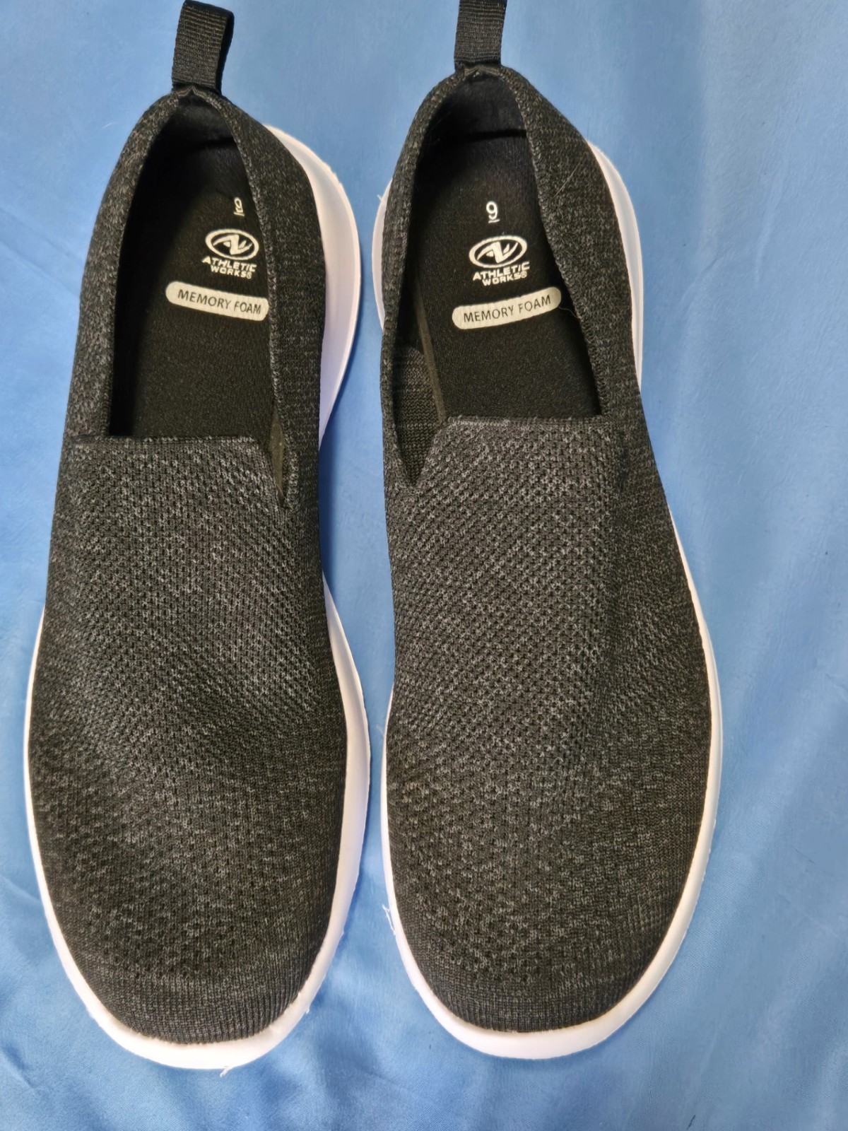 Athletic Works Men’s Blue/White Slip-On Mesh Sneakers w/ Memory Foam size 9