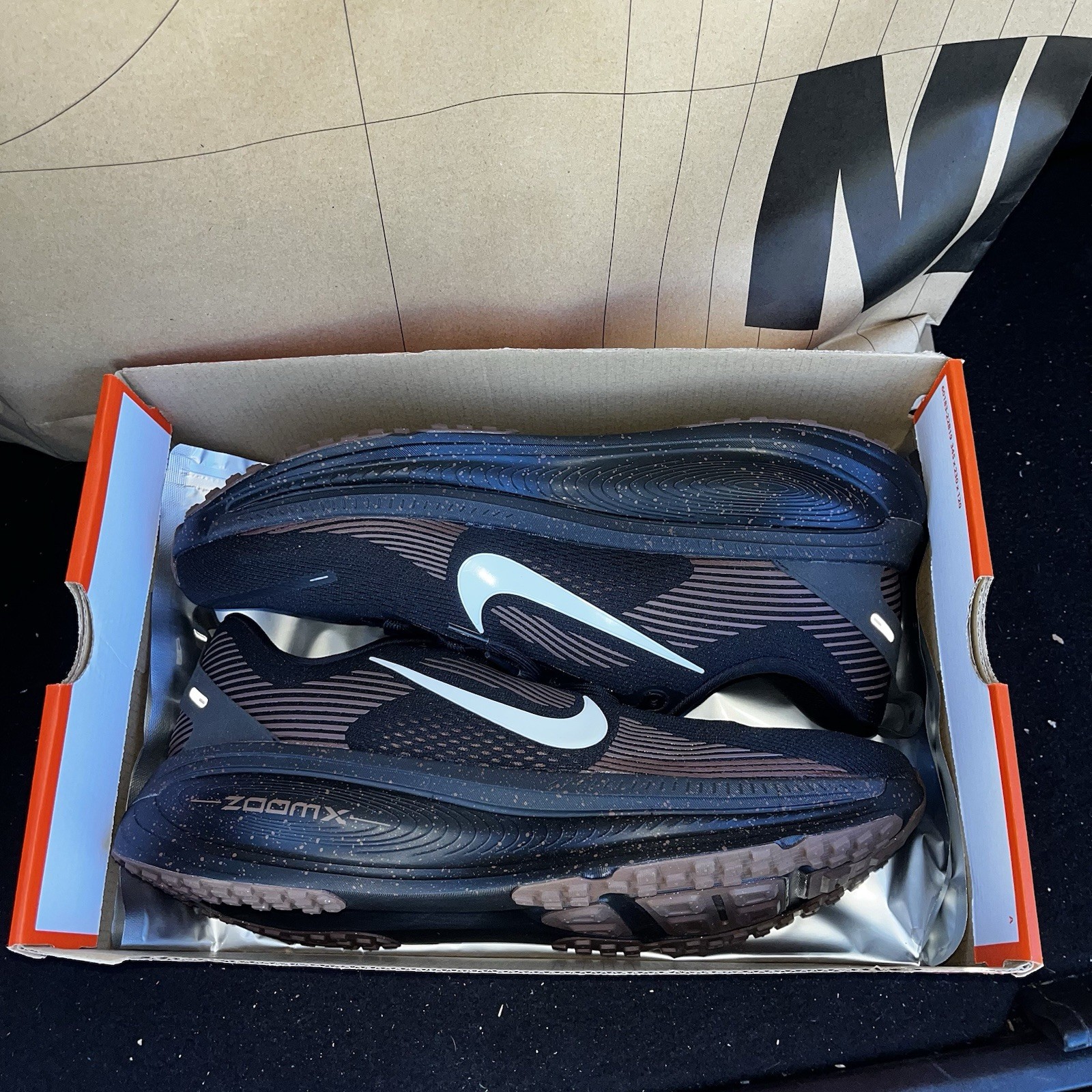 NEW Nike Vomero 18 “Coffee Pack” Brown Black NBY IH4454 001 Men Size 12