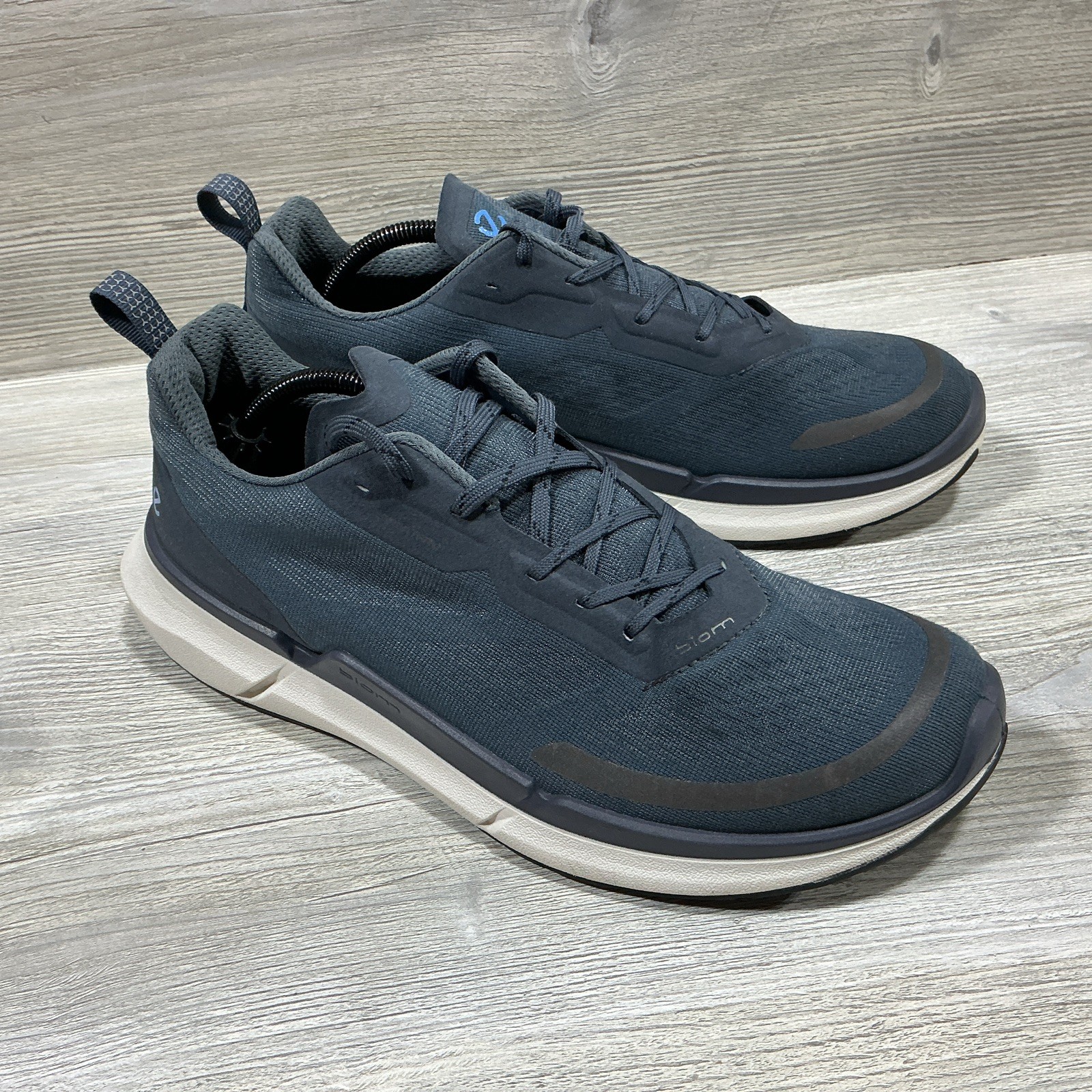 ECCO Biom 2.2 Mens 10-10.5 EU44 Blue Breathru Low Textile Sneaker Cross Trainer