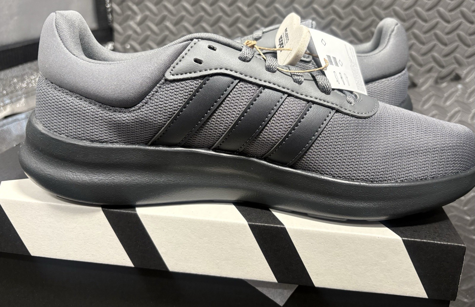 Adidas Lite Racer 4.0 CloudFoam MENs Size 11 NEW w Box/Tag FREESHIP JQ4705
