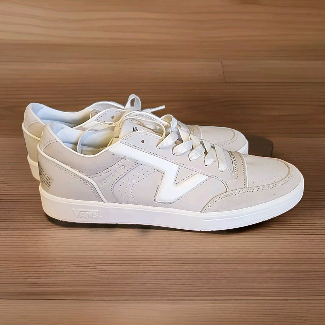 New Vans Lowland CC JMP R Court French Oak Sneakers Low-Top Shoes 11.5