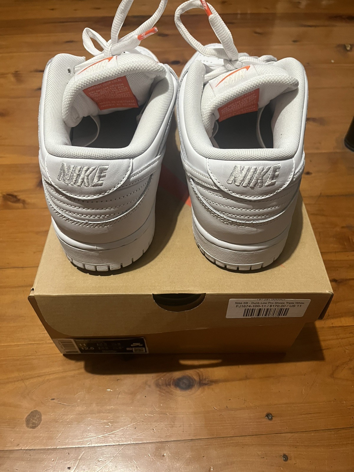 Nike SB Dunk Low Pro Triple White Size US 11