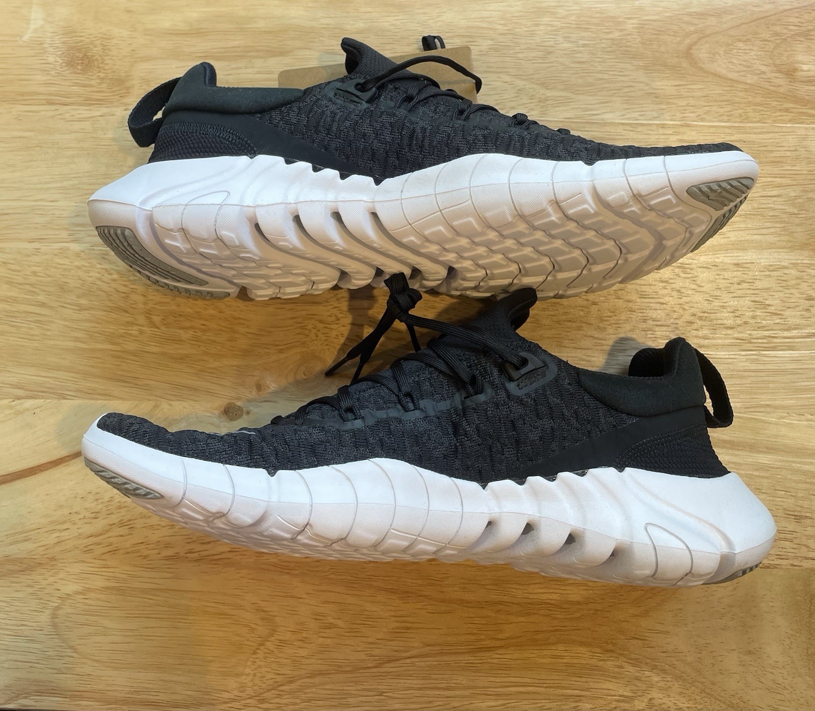 Nike Free Run 5.0 Next Nature Mens Size 10 Running Shoe CZ1884-001 Black White