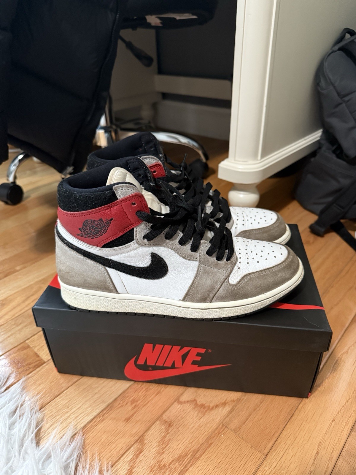 Air Jordan 1 Retro High OG ‘Smoke Grey’ Men’s Size 8.5
