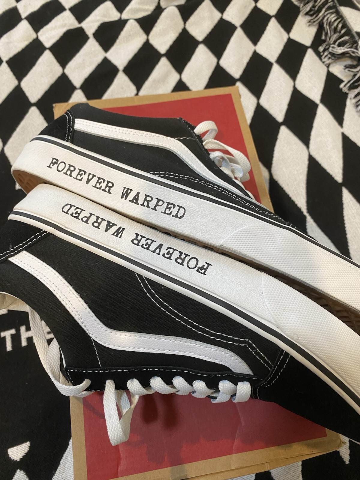 Vans 2018 Warped Tour Old Skools Rare 9.5 Excellent Condition