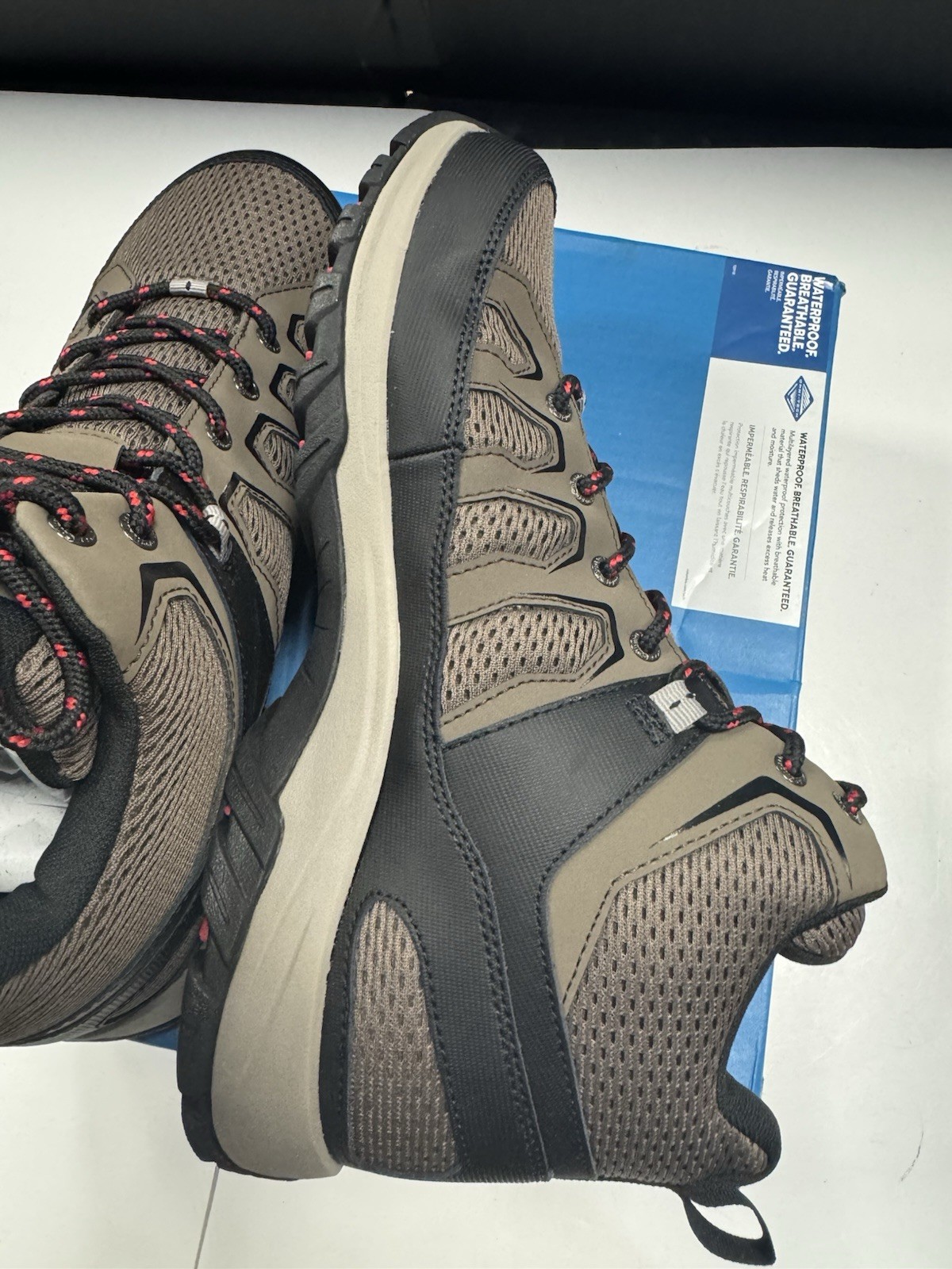 Columbia Granite Trail Omni-Tech Mid Hiking Boots Men’s (Size 11.5) Mud / Black