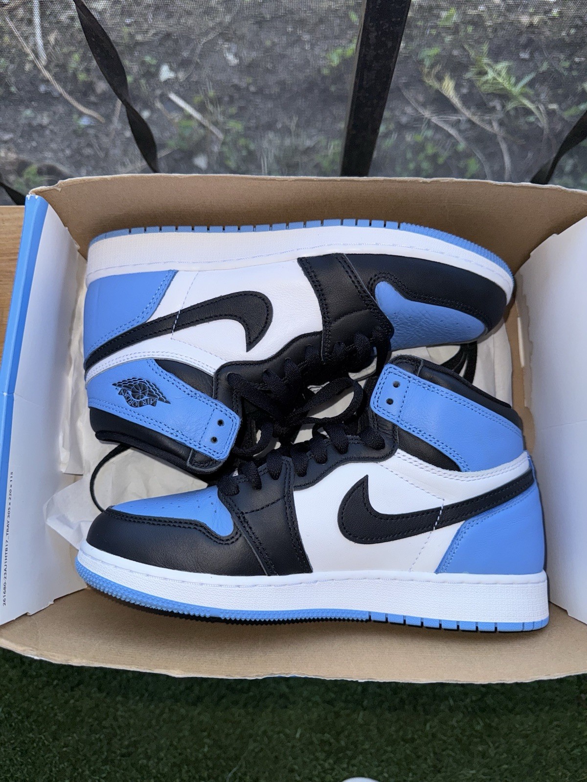 Nike Air Jordan 1 High Top Lace-Up Sneakers Black/White/Blue New Defects 6.5 Y