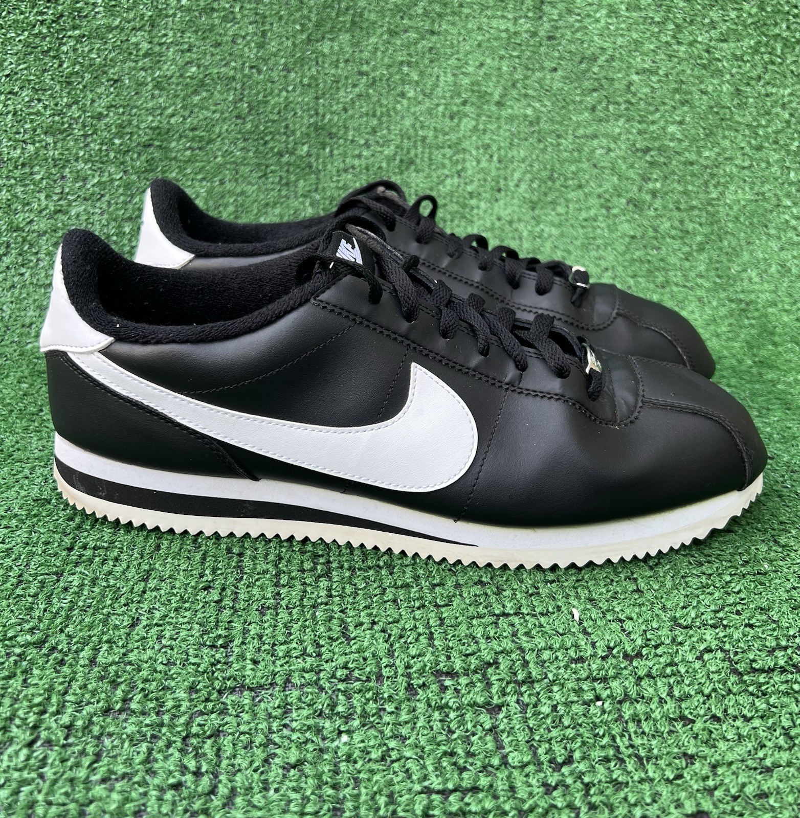 Nike Cortez Basic Black White 819719-012 Men’s Size 12 Used No Original Box