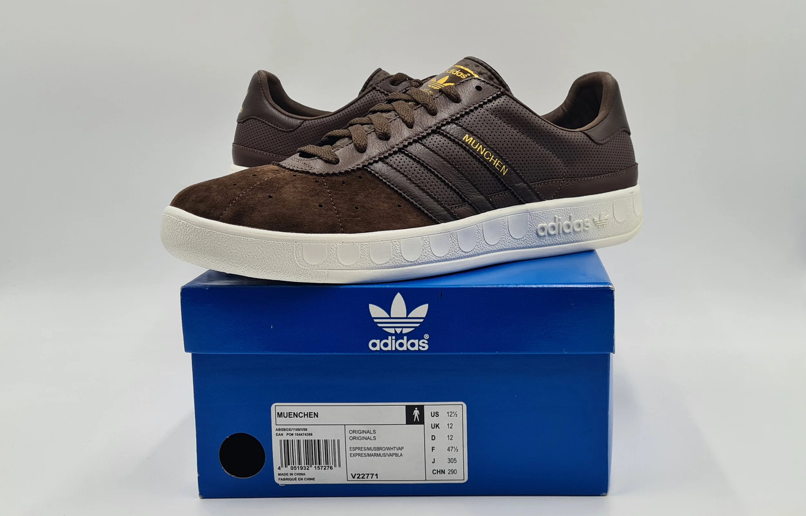 *NEW* Vintage 2011 Adidas München ‘Espresso’ UK 12 / EUR 47 1/3