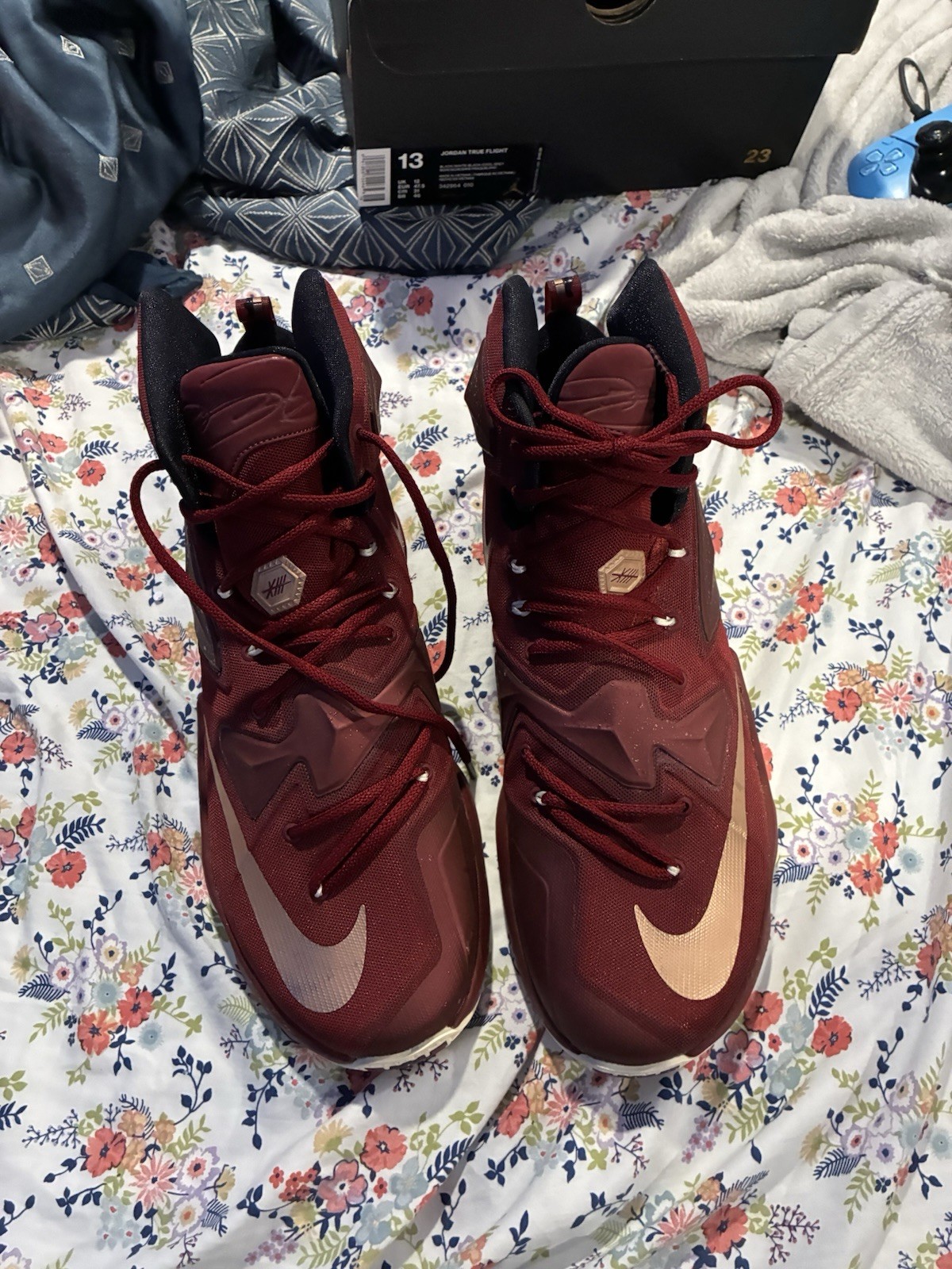 Nike LeBron James XIII Men’s Sneakers Red/ Bronze Size 13 USED NO BOX